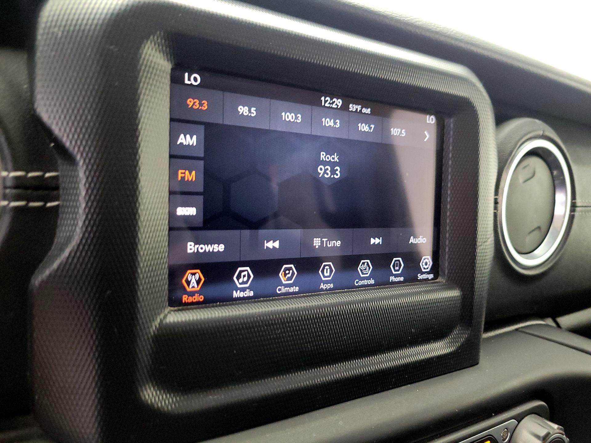 Thumbnail: 2018 Jeep Wrangler - 15