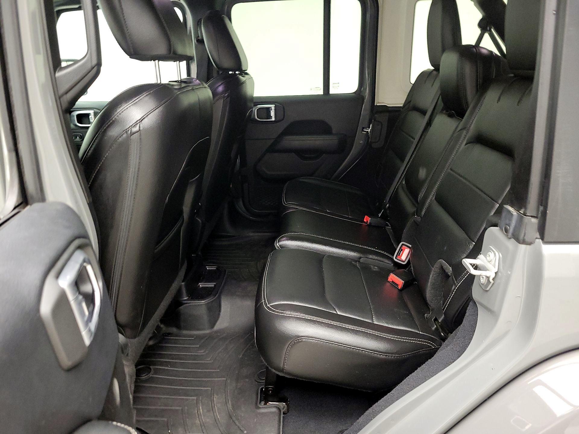 Thumbnail: 2018 Jeep Wrangler - 19