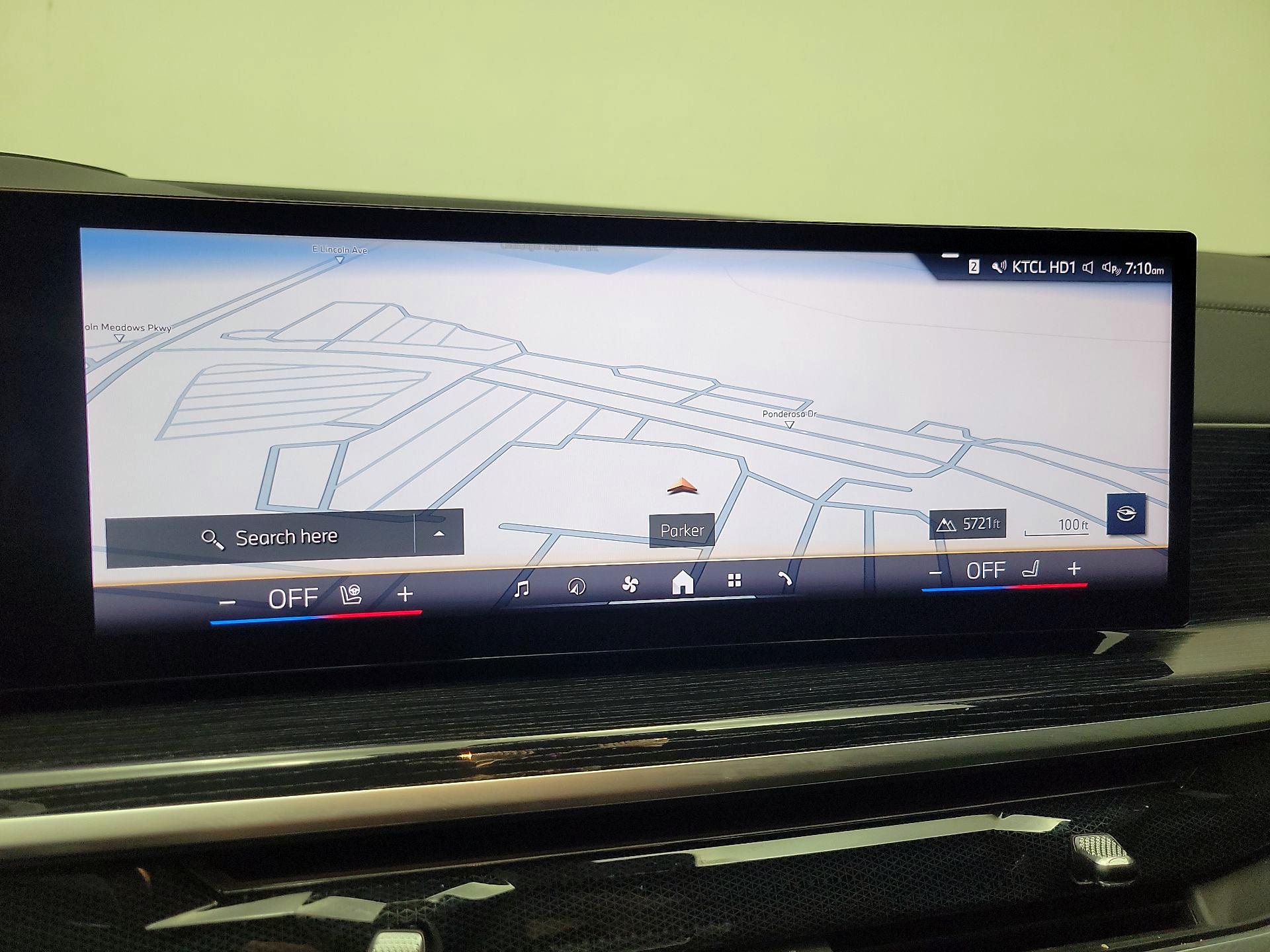 Thumbnail: 2024 BMW X5 - 14