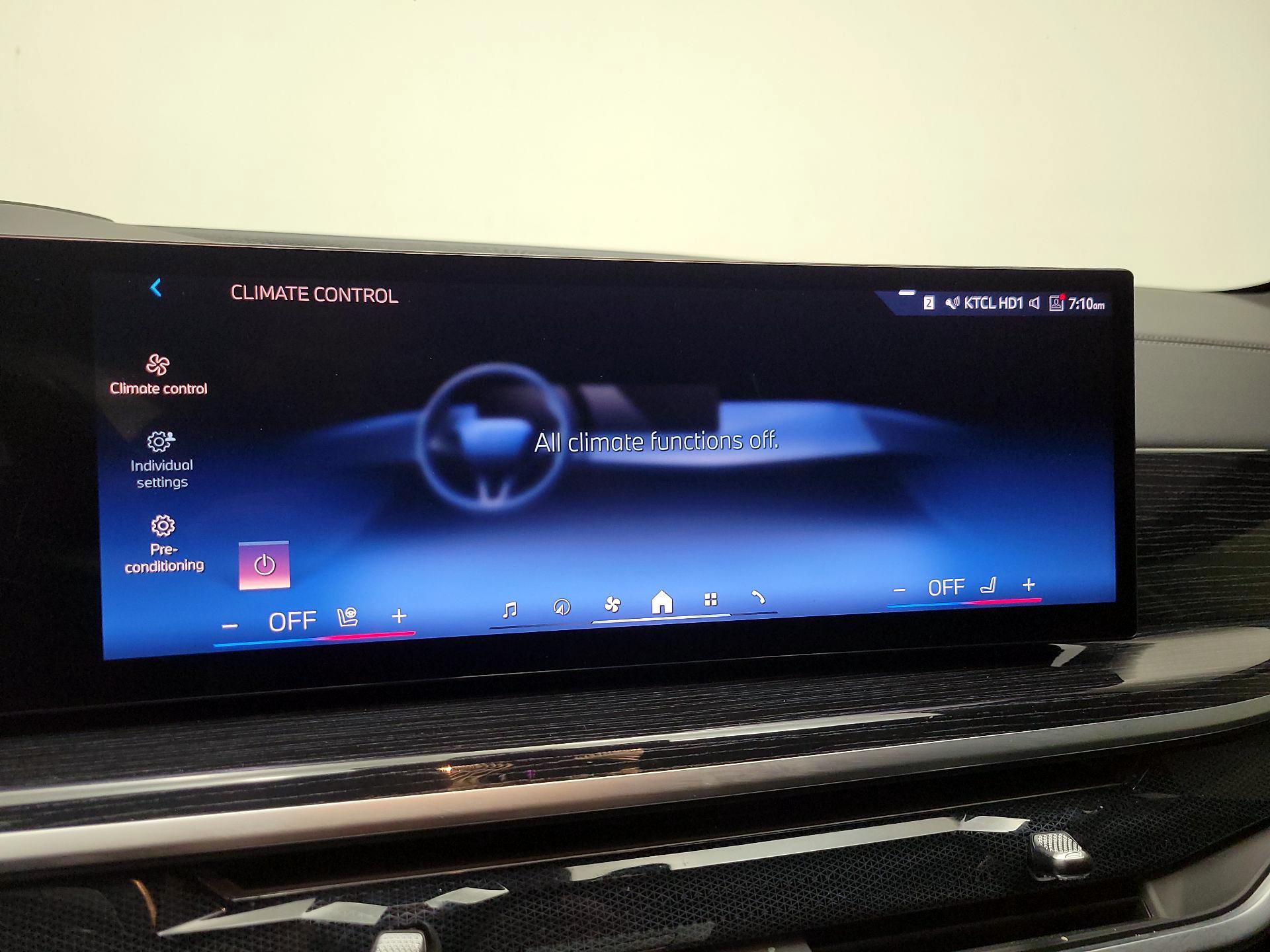 Thumbnail: 2024 BMW X5 - 17