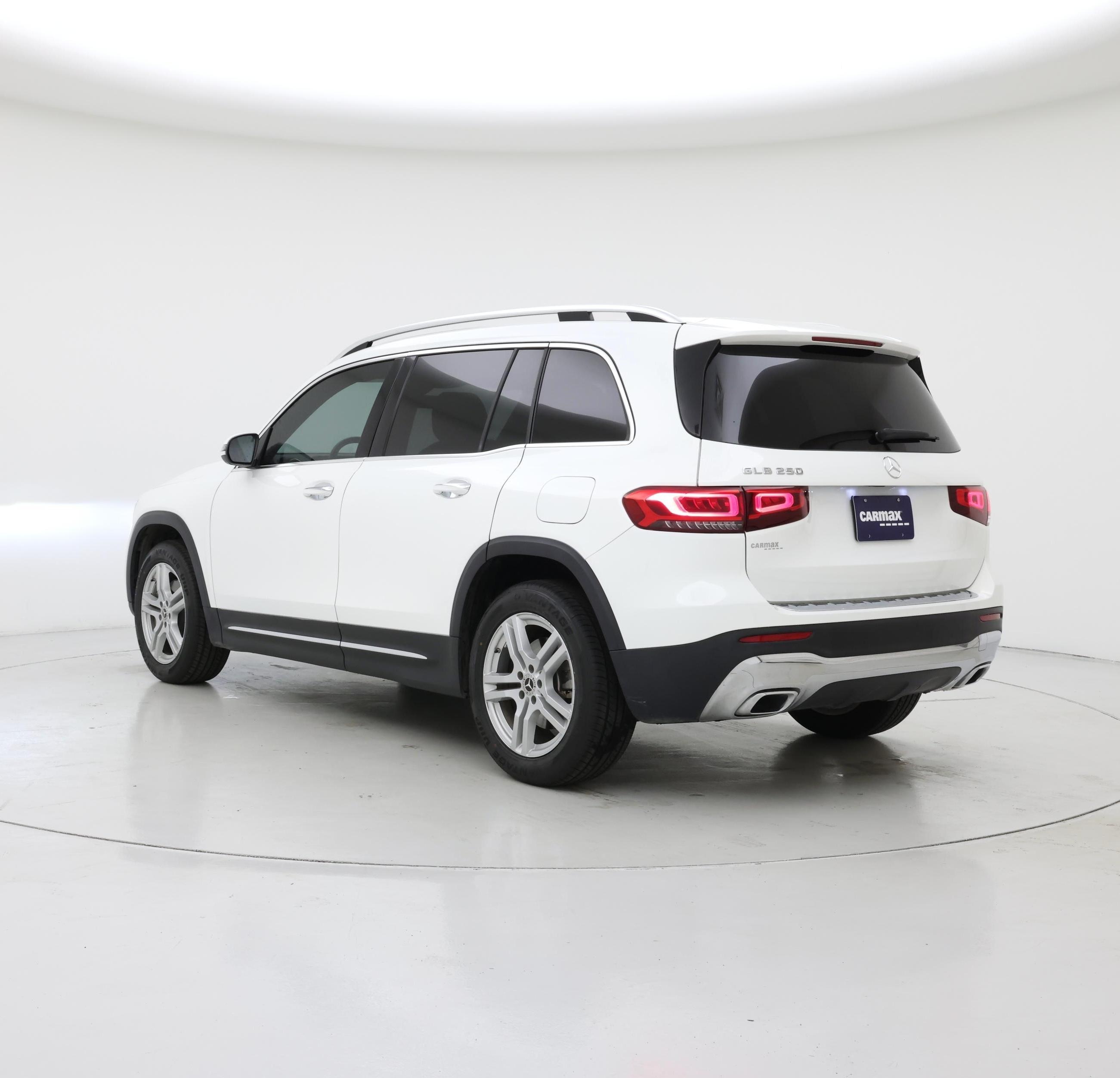 Thumbnail: 2023 Mercedes-Benz GLB - 2