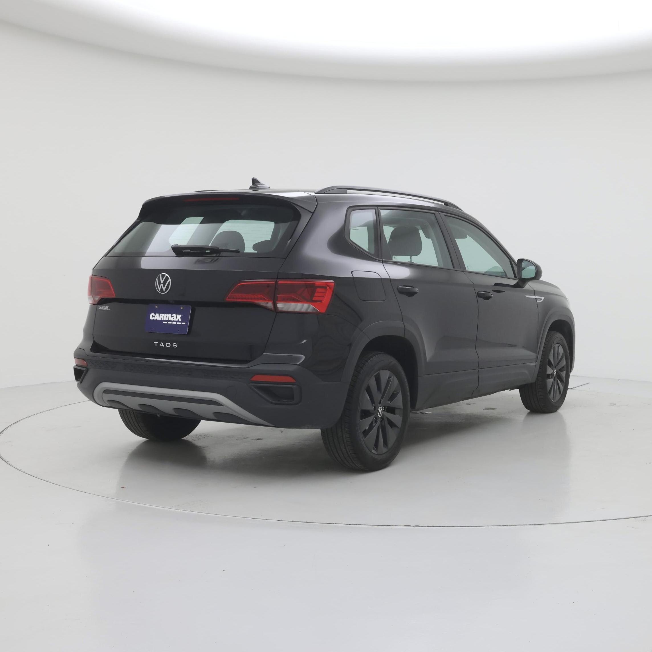 Thumbnail: 2023 Volkswagen Taos - 8