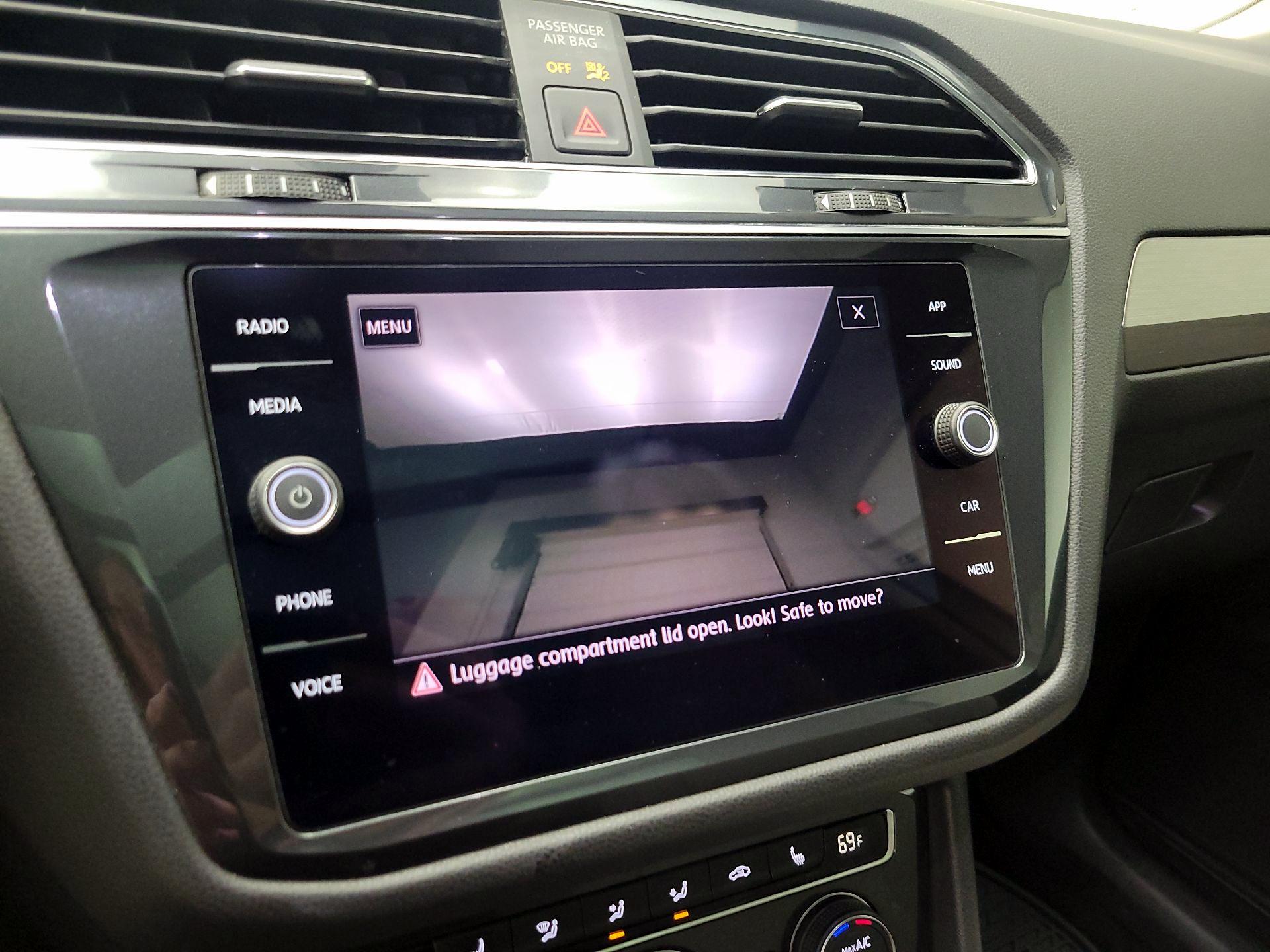 Thumbnail: 2019 Volkswagen Tiguan - 14