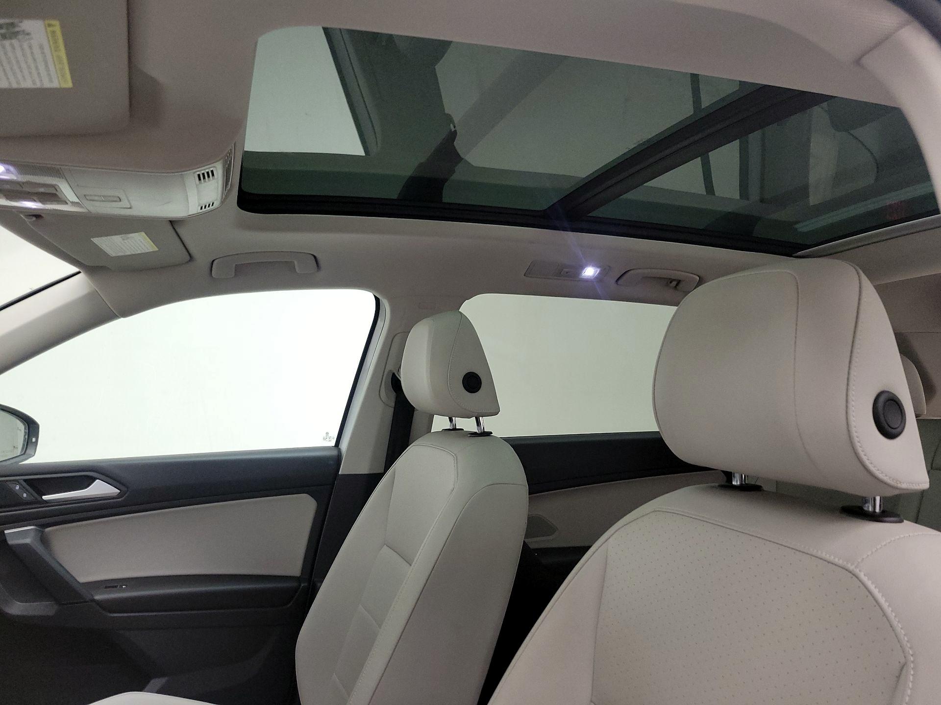 Thumbnail: 2019 Volkswagen Tiguan - 19