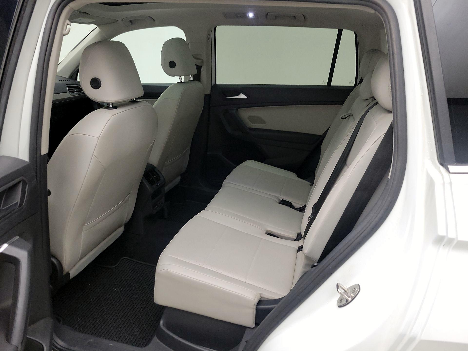 Thumbnail: 2019 Volkswagen Tiguan - 20