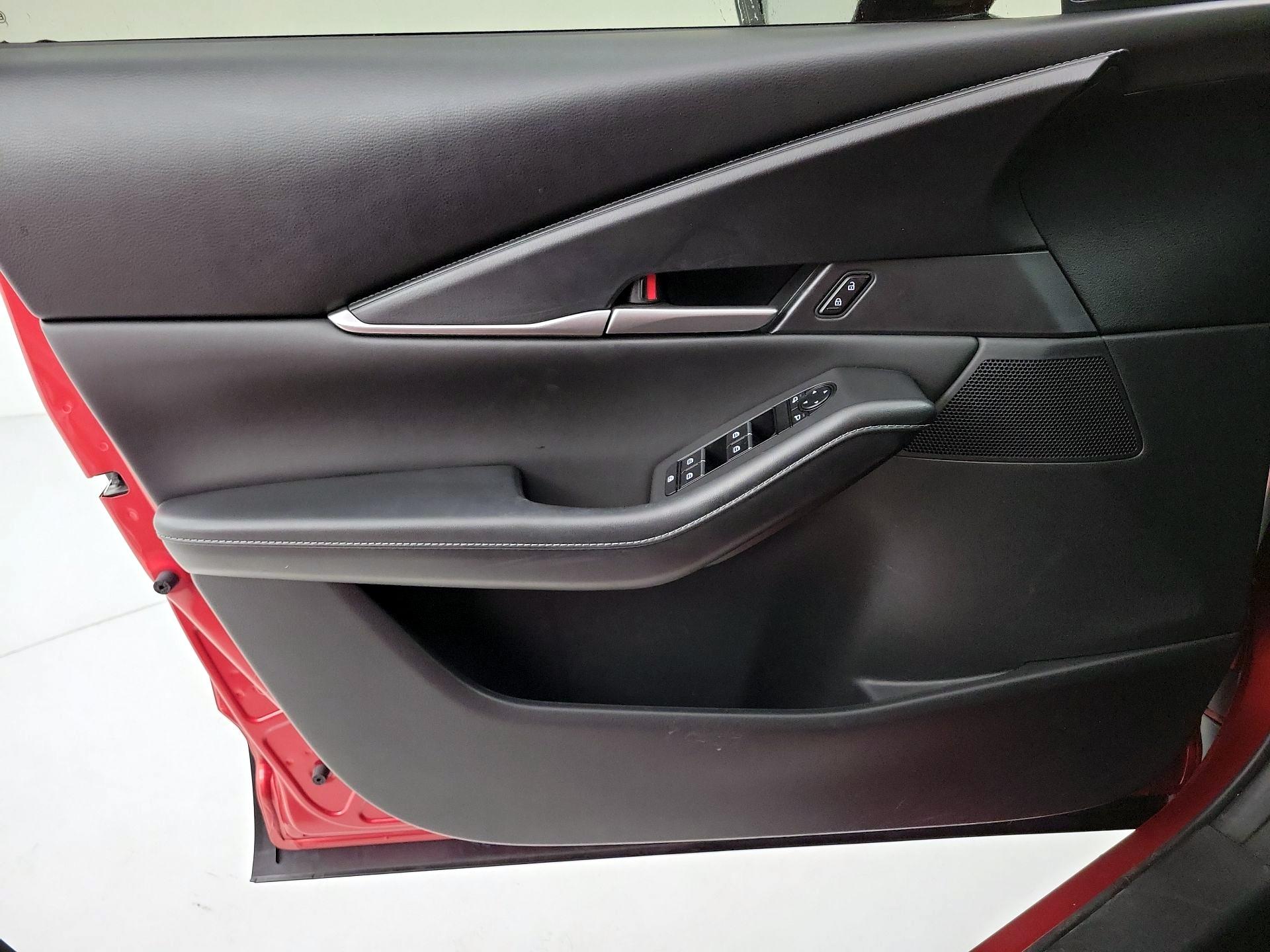 Thumbnail: 2023 Mazda CX-30 - 12