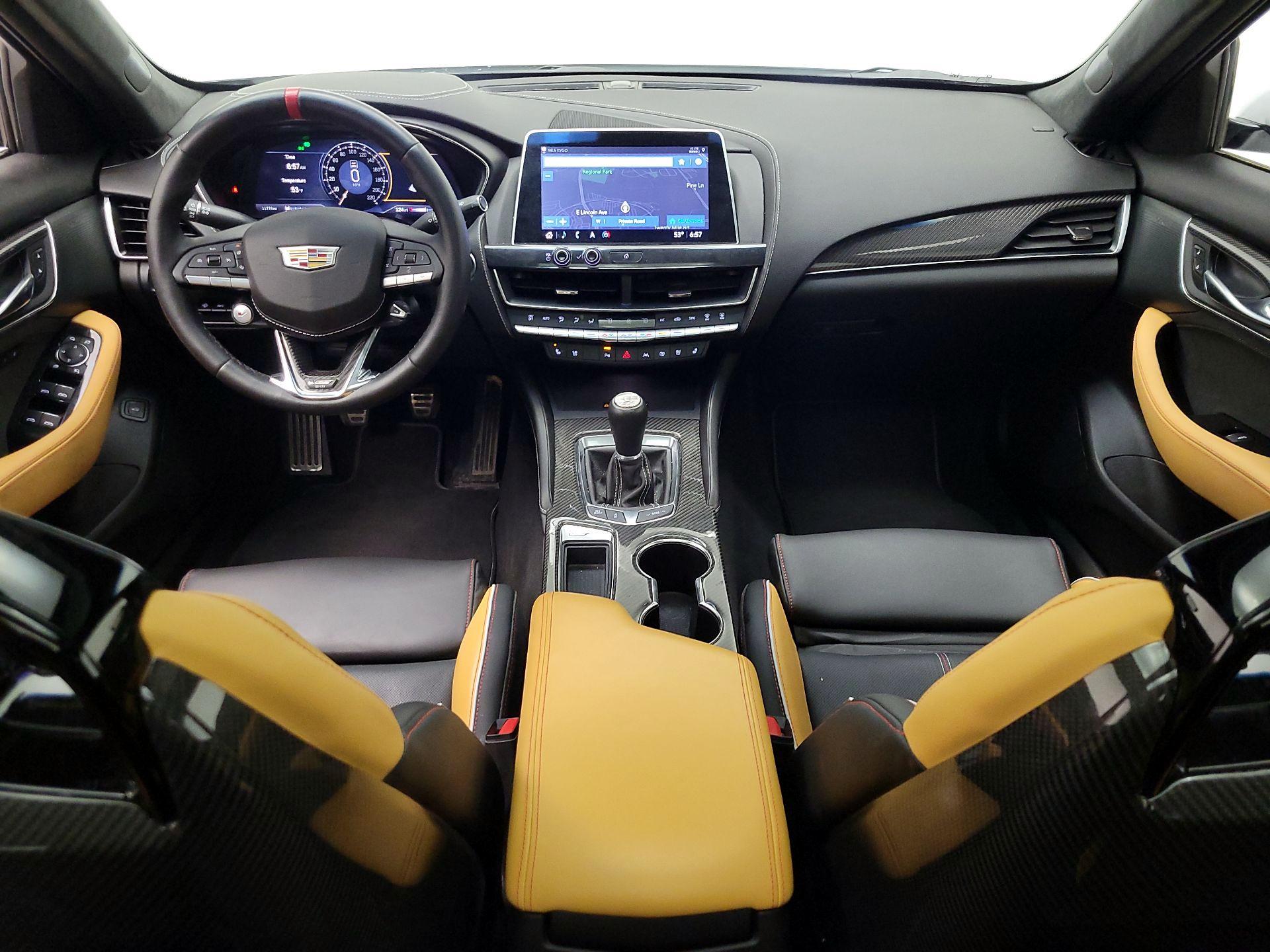 Thumbnail: 2024 Cadillac CT5 - 9