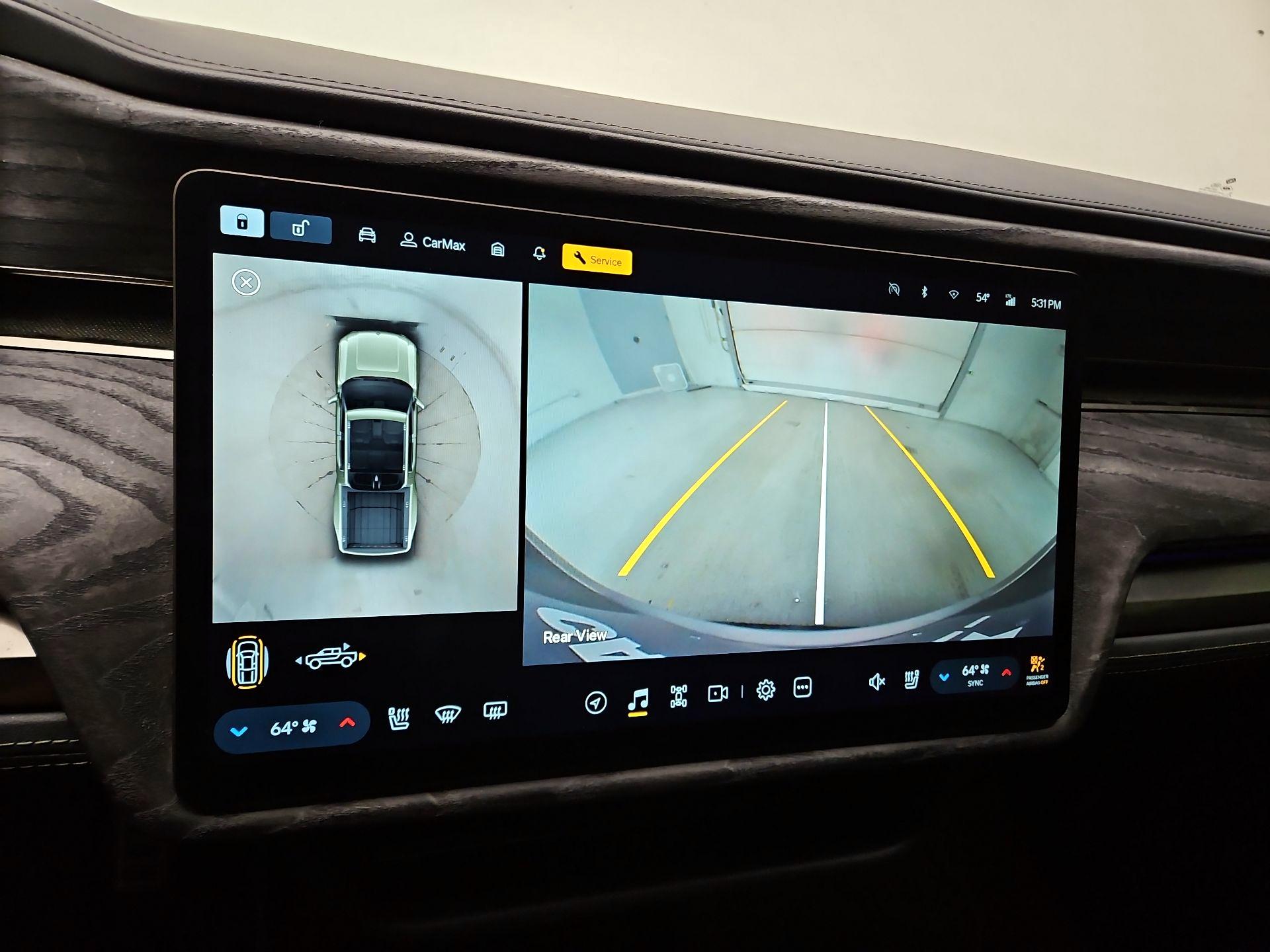 Thumbnail: 2022 Rivian R1T - 14
