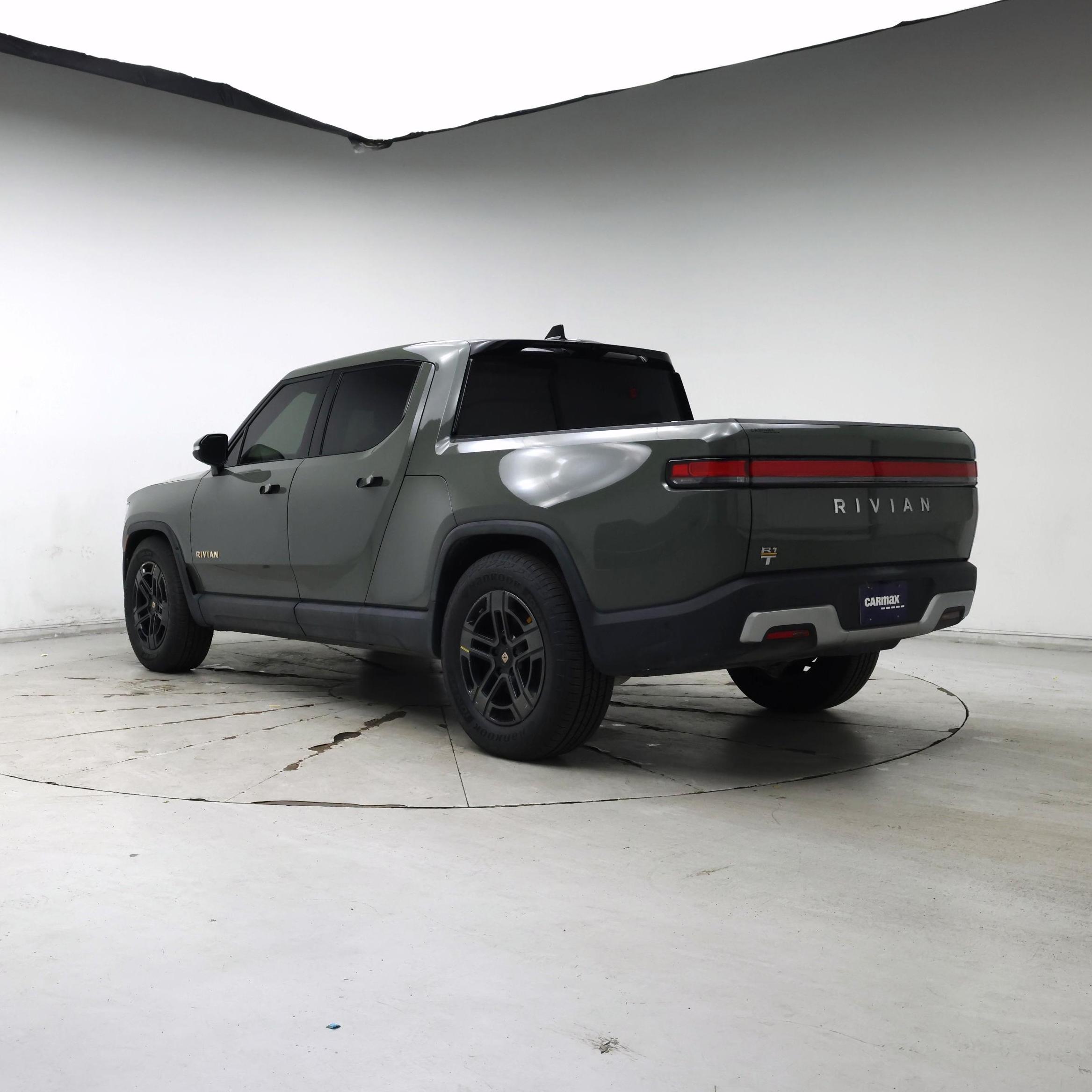 Thumbnail: 2022 Rivian R1T - 2