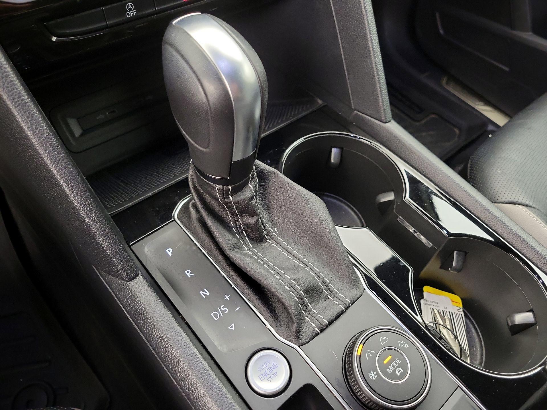 Thumbnail: 2022 Volkswagen Atlas - 18