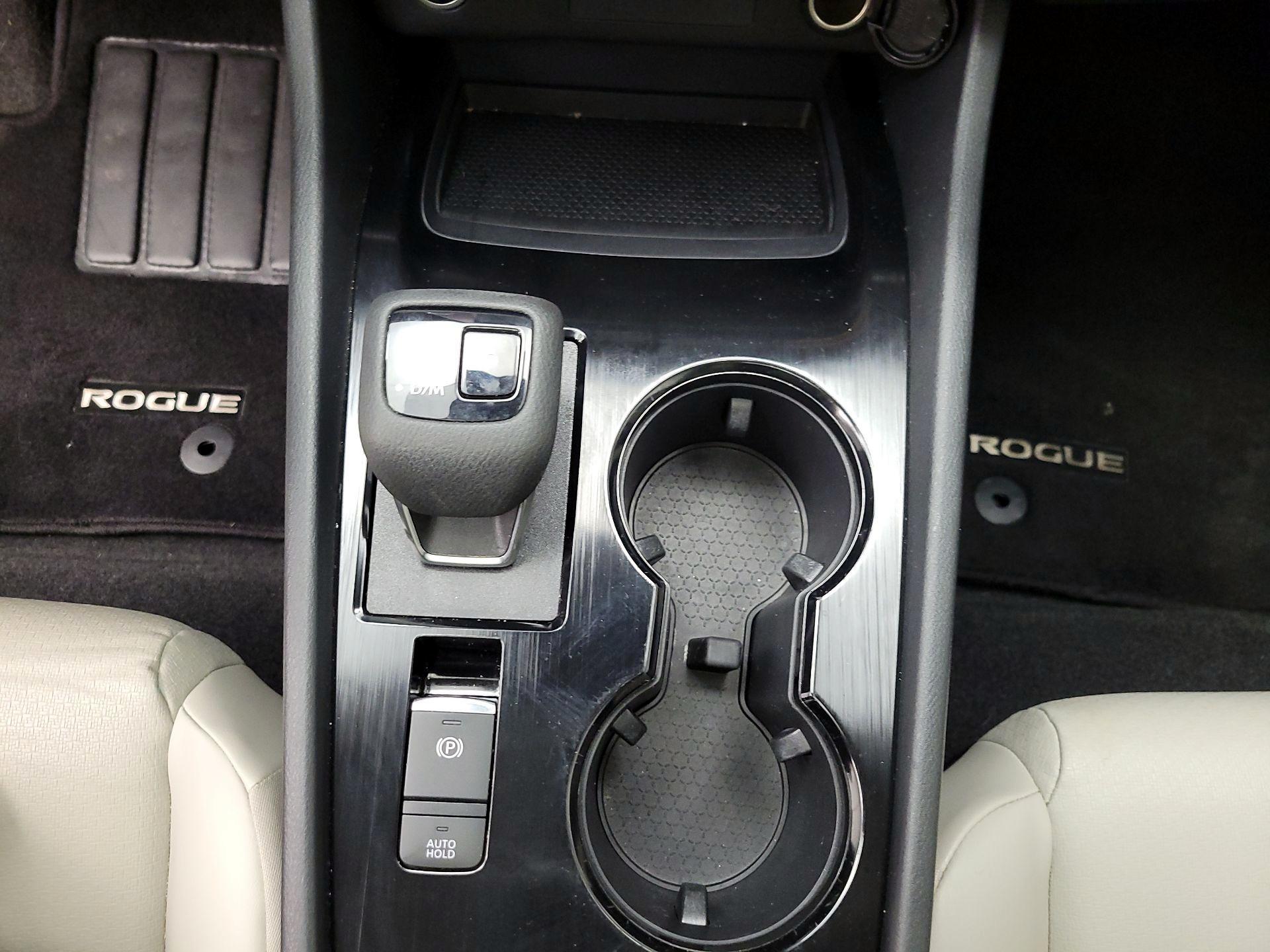 Thumbnail: 2023 Nissan Rogue - 17