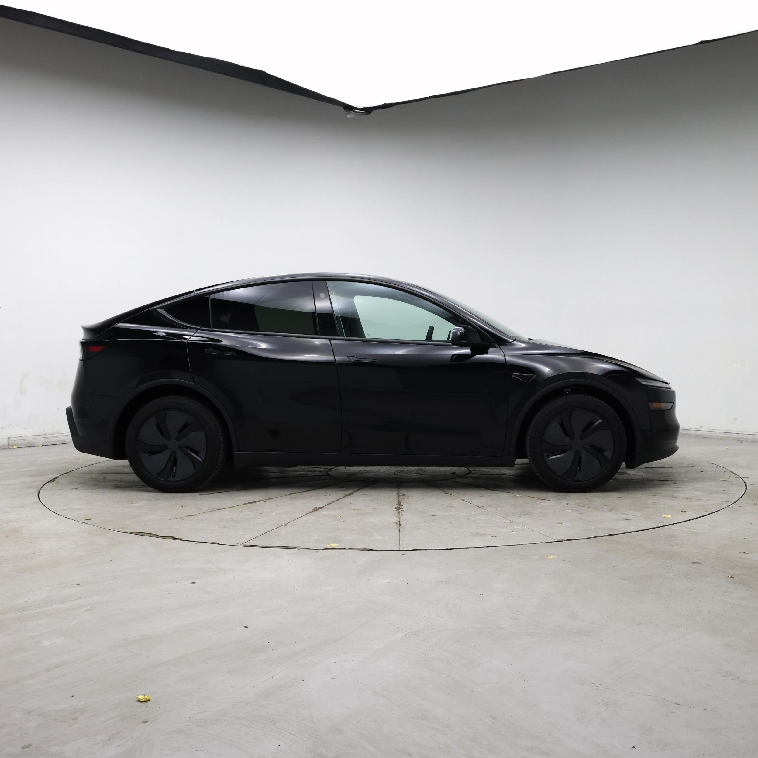 Thumbnail: 2026 Tesla Model Y - 7