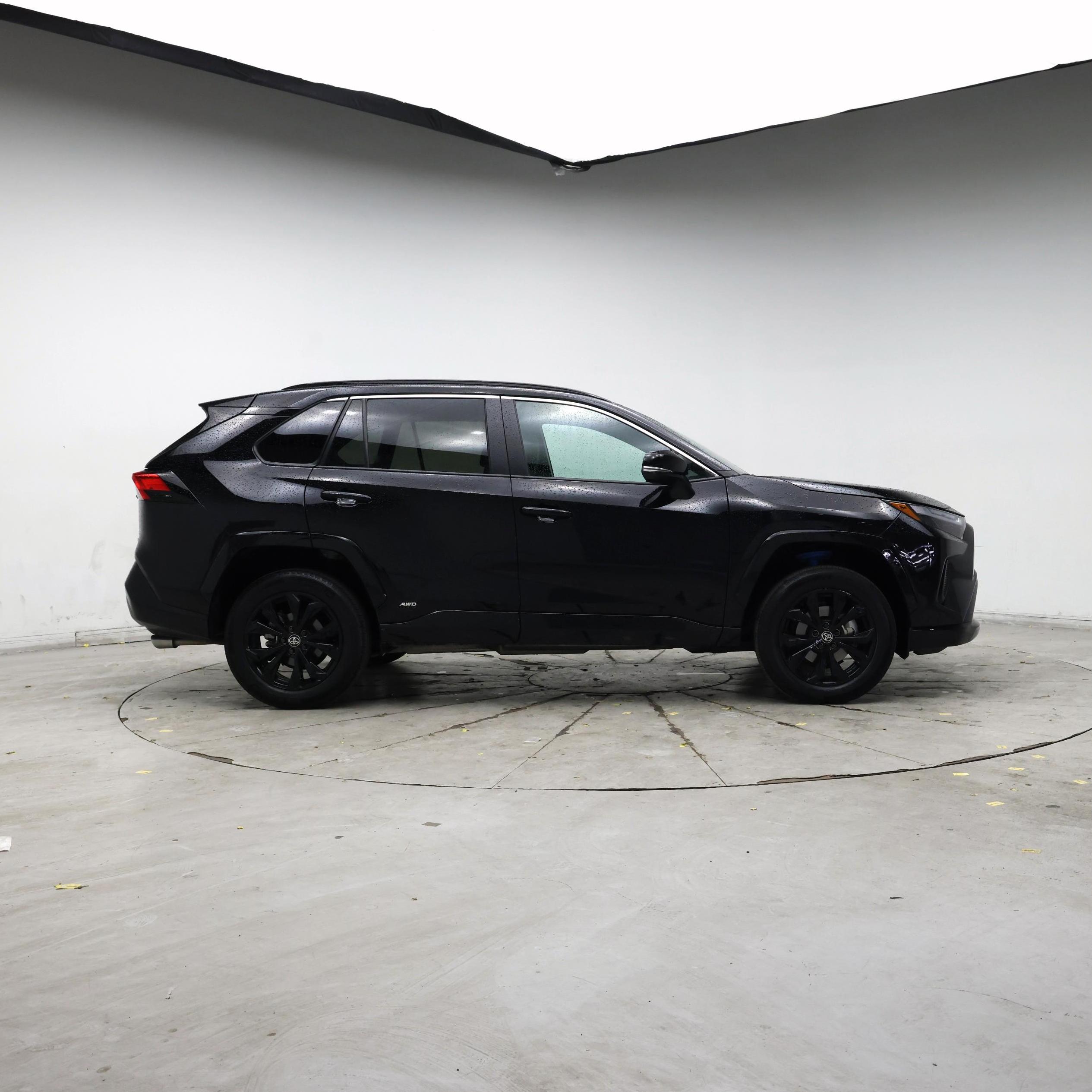 Thumbnail: 2024 Toyota RAV4 - 7