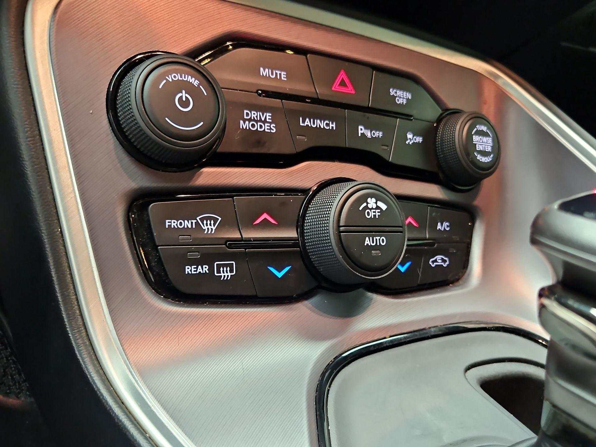 Thumbnail: 2021 Dodge Challenger - 17