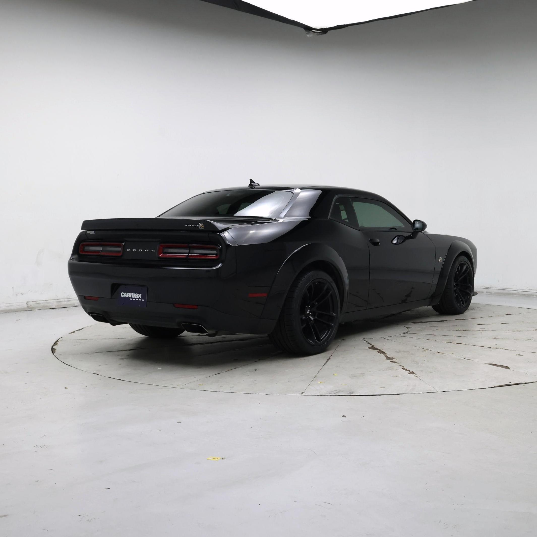 Thumbnail: 2021 Dodge Challenger - 8