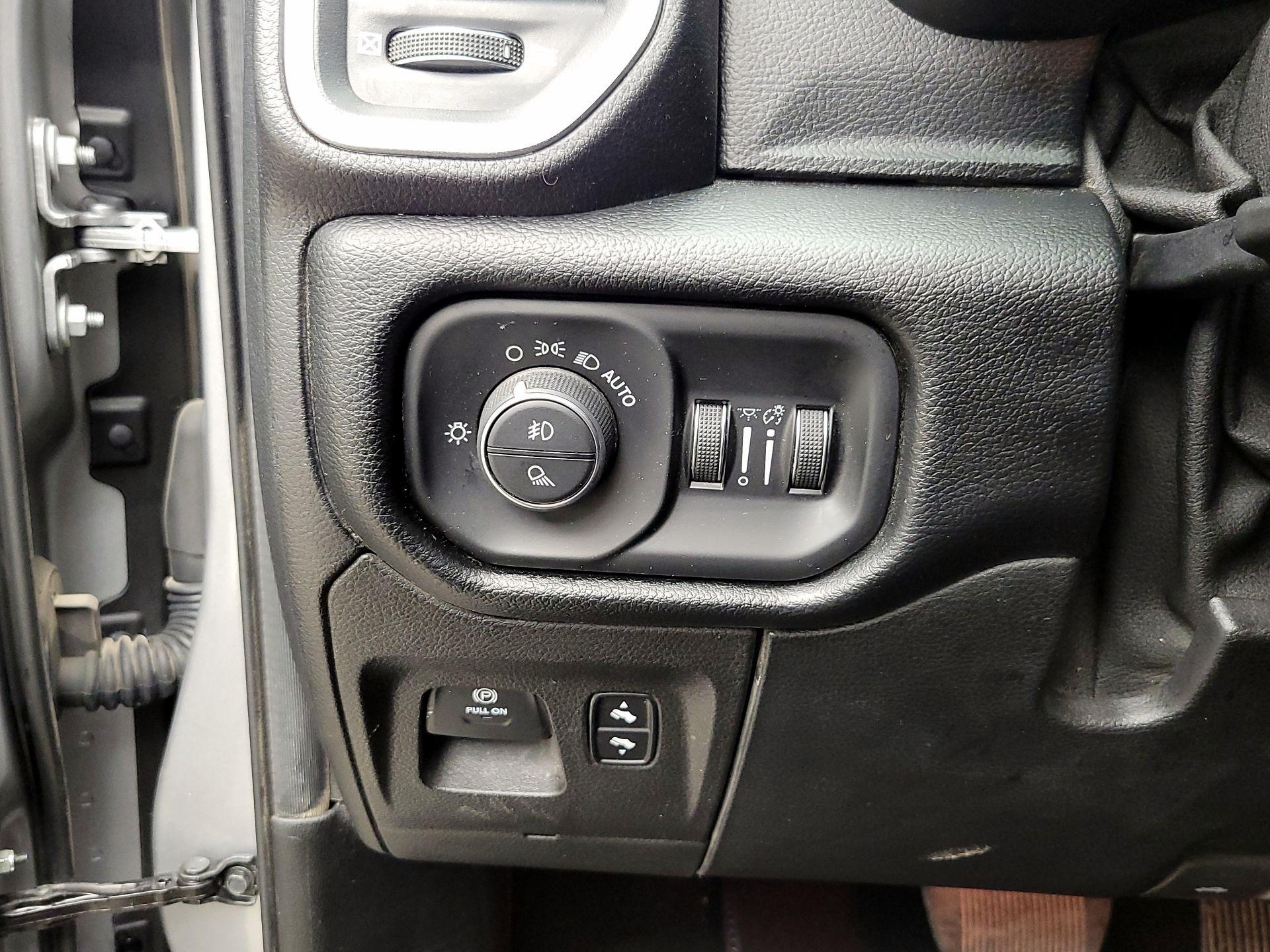 Thumbnail: 2019 RAM 1500 - 13