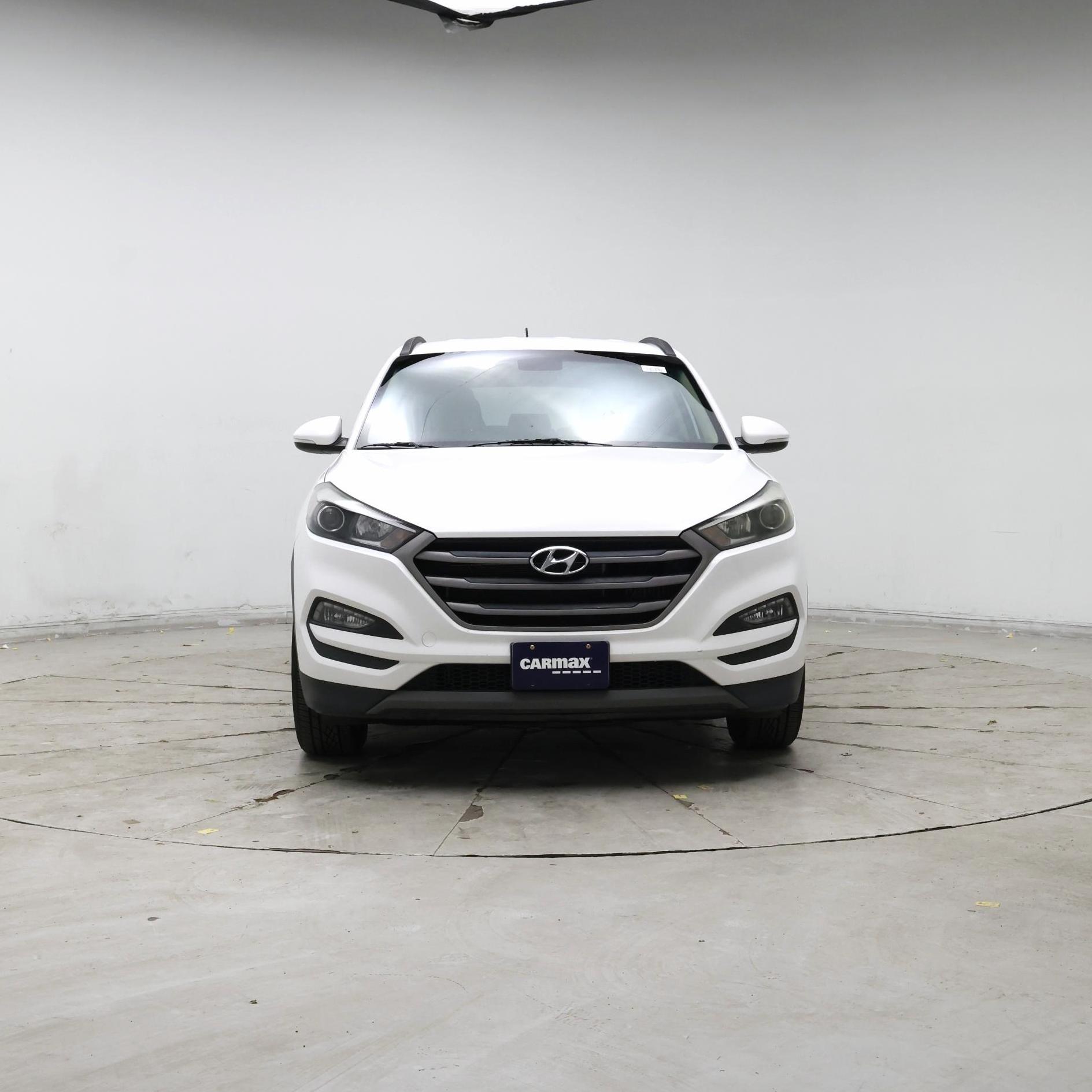 Thumbnail: 2016 Hyundai Tucson - 5