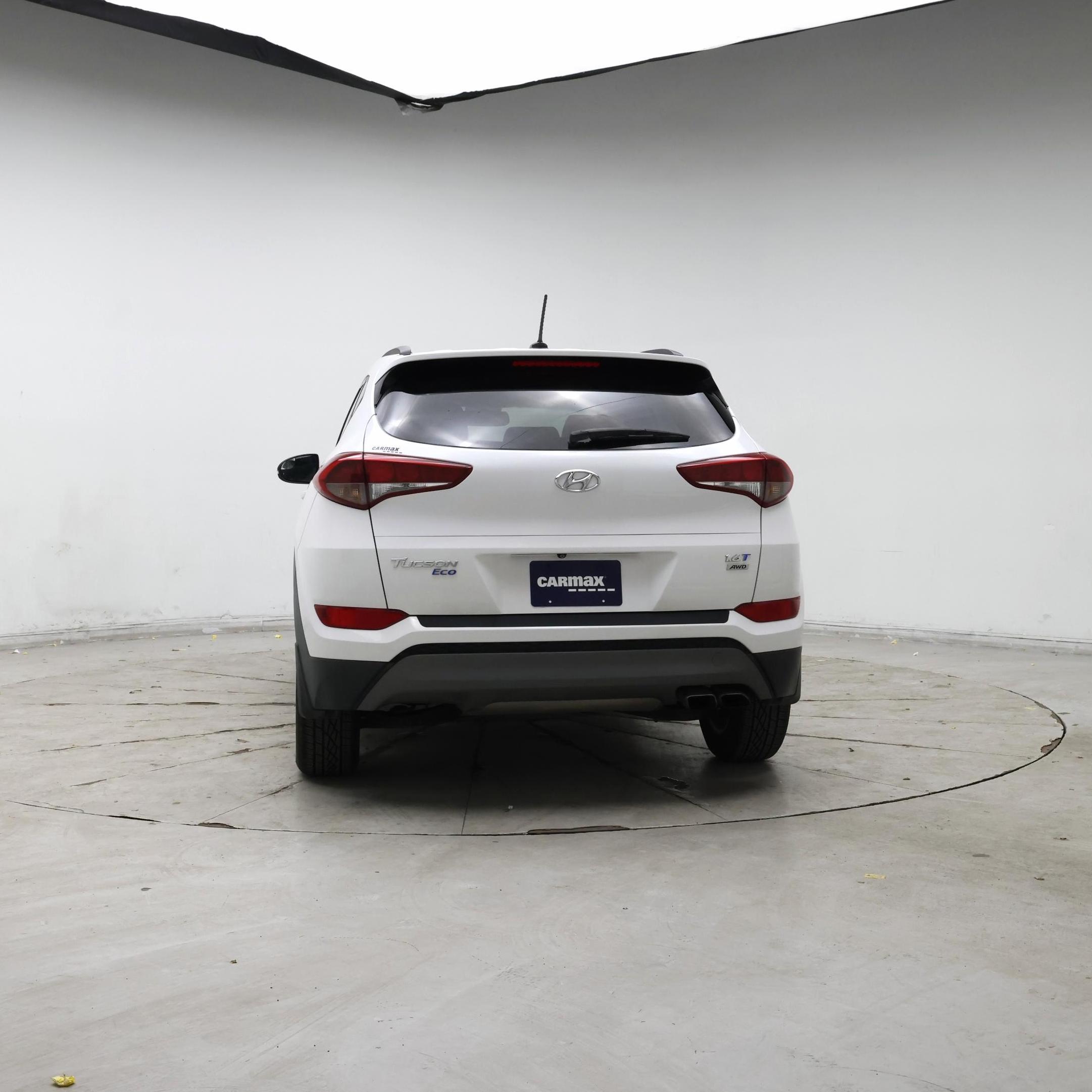 Thumbnail: 2016 Hyundai Tucson - 6