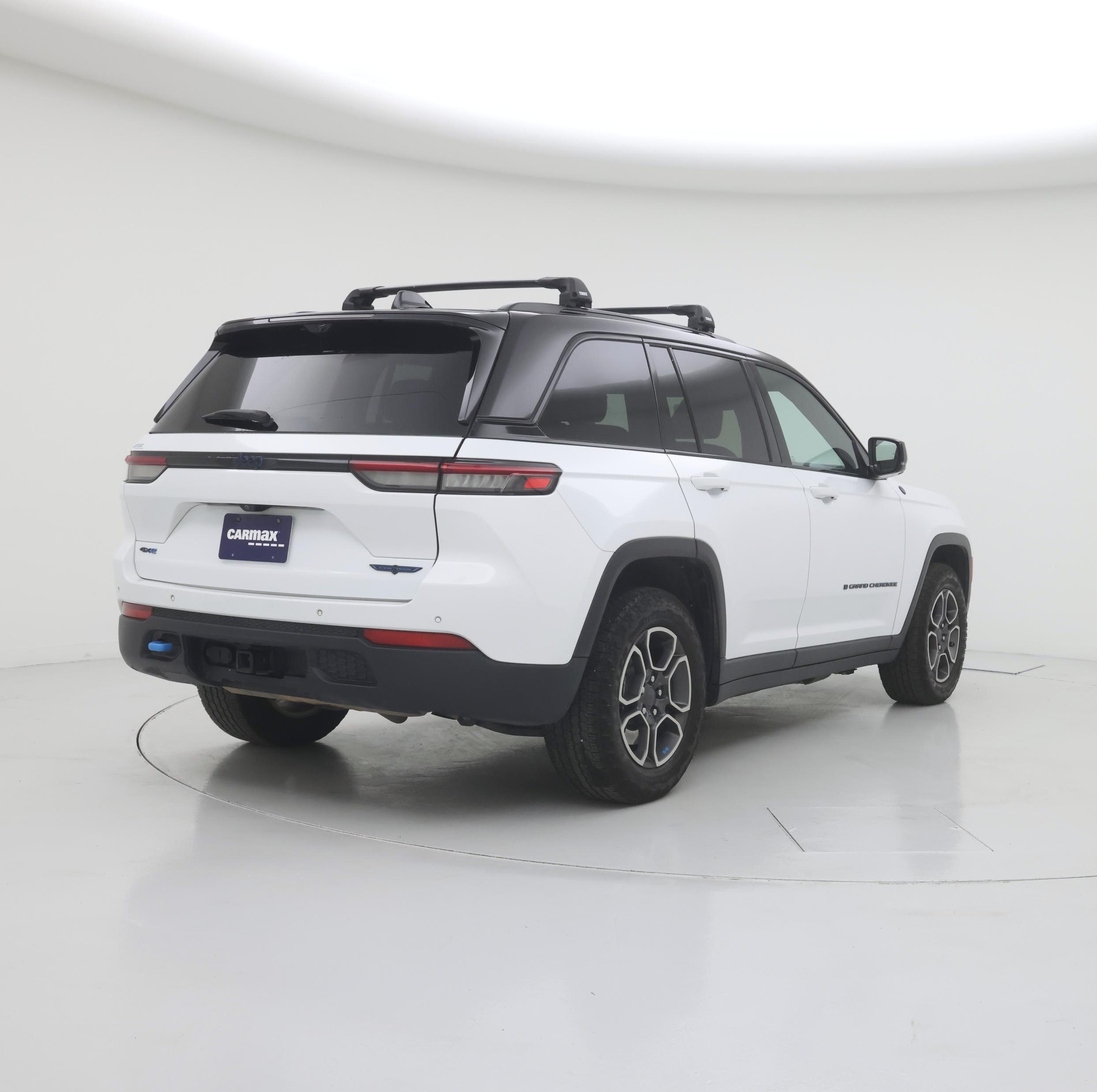 Thumbnail: 2023 Jeep Grand Cherokee - 8