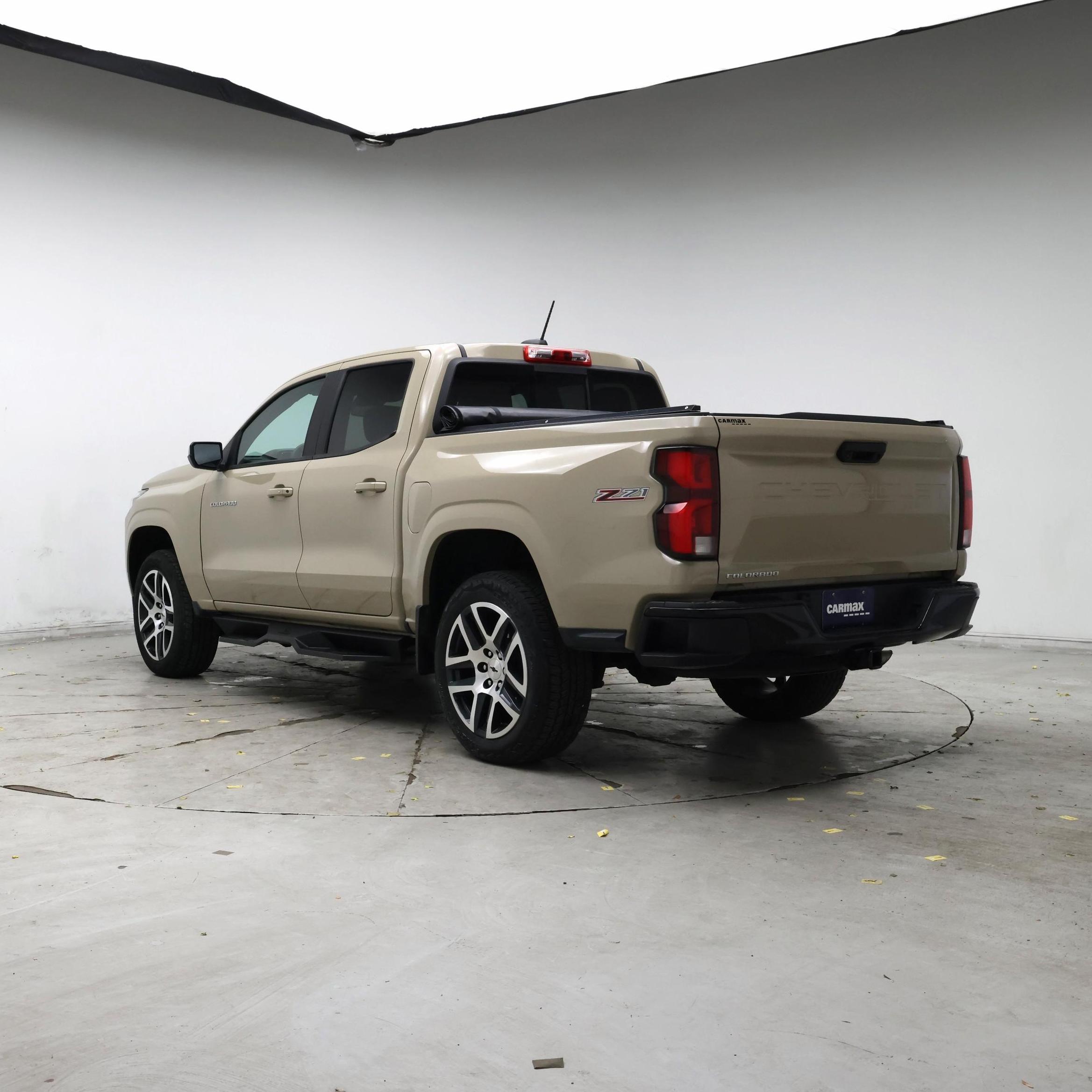 Thumbnail: 2023 Chevrolet Colorado - 2