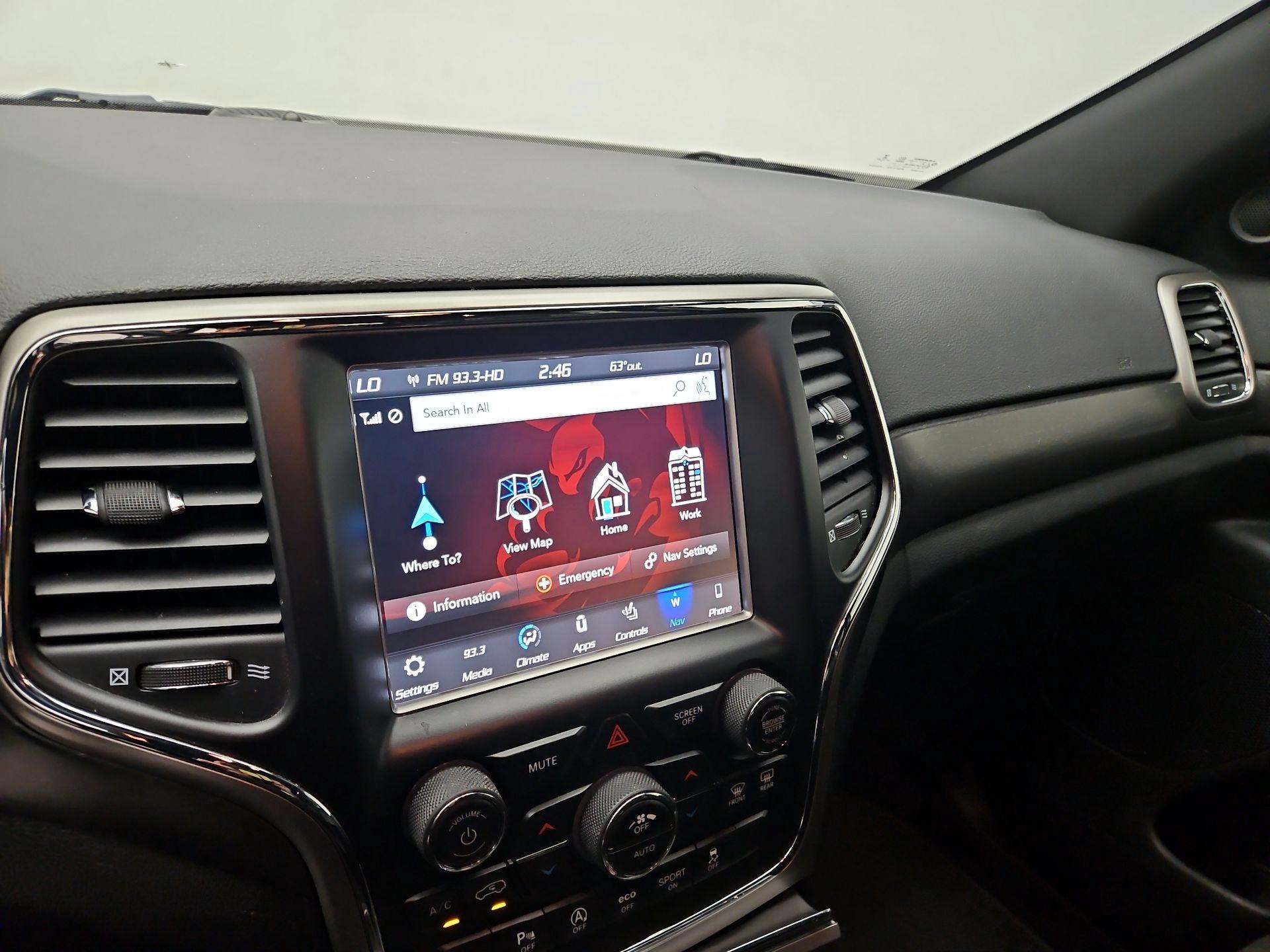 Thumbnail: 2018 Jeep Grand Cherokee - 14