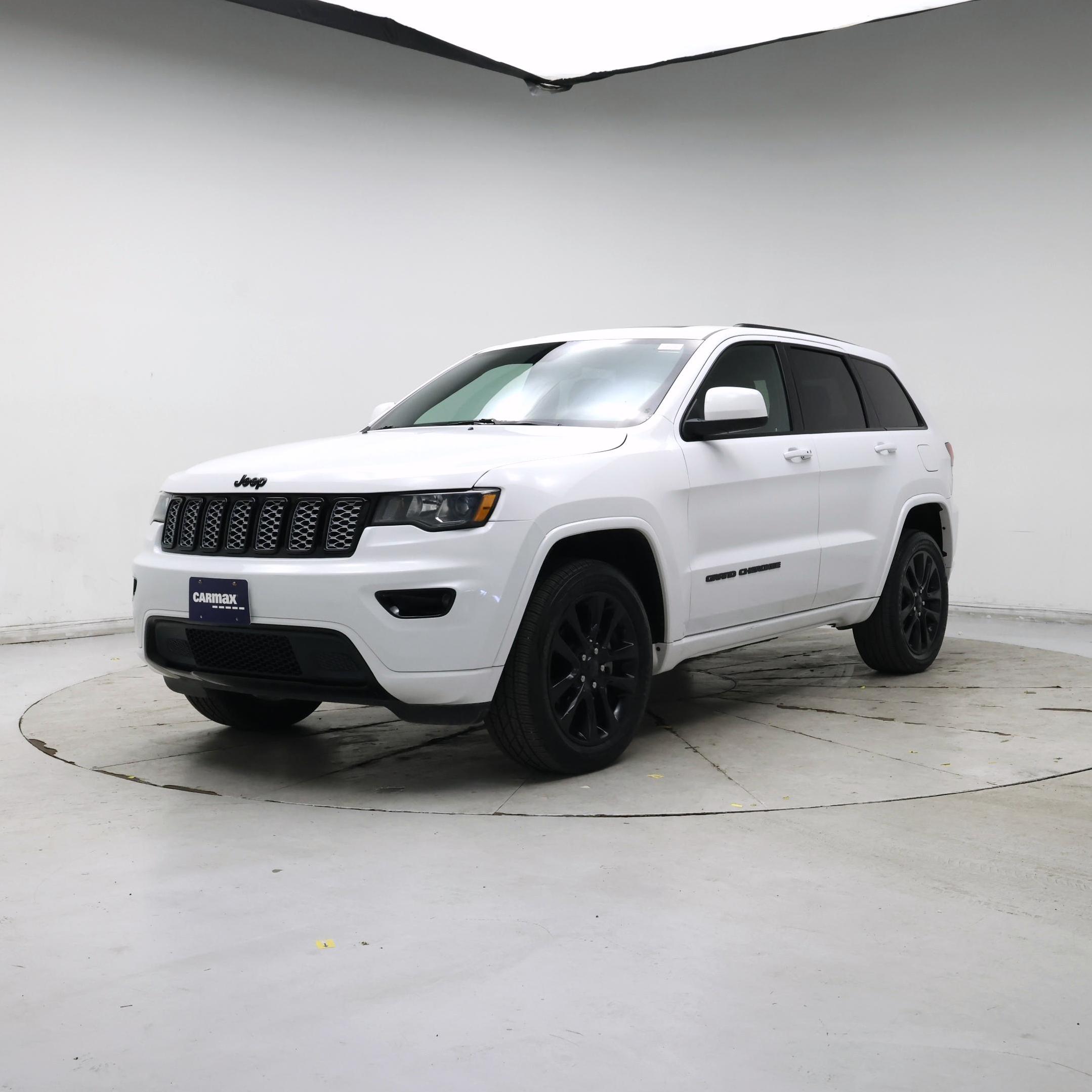 Thumbnail: 2018 Jeep Grand Cherokee - 4