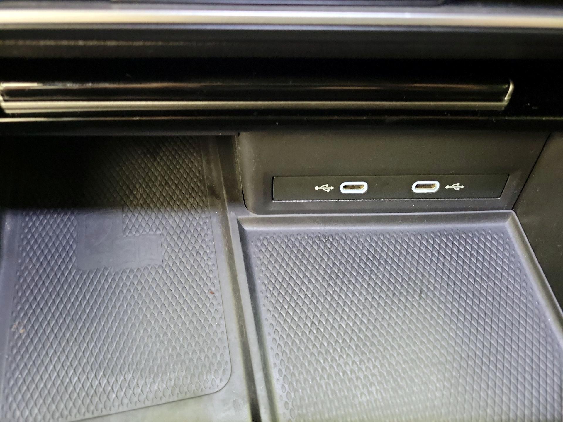 Thumbnail: 2024 Volkswagen Atlas - 18