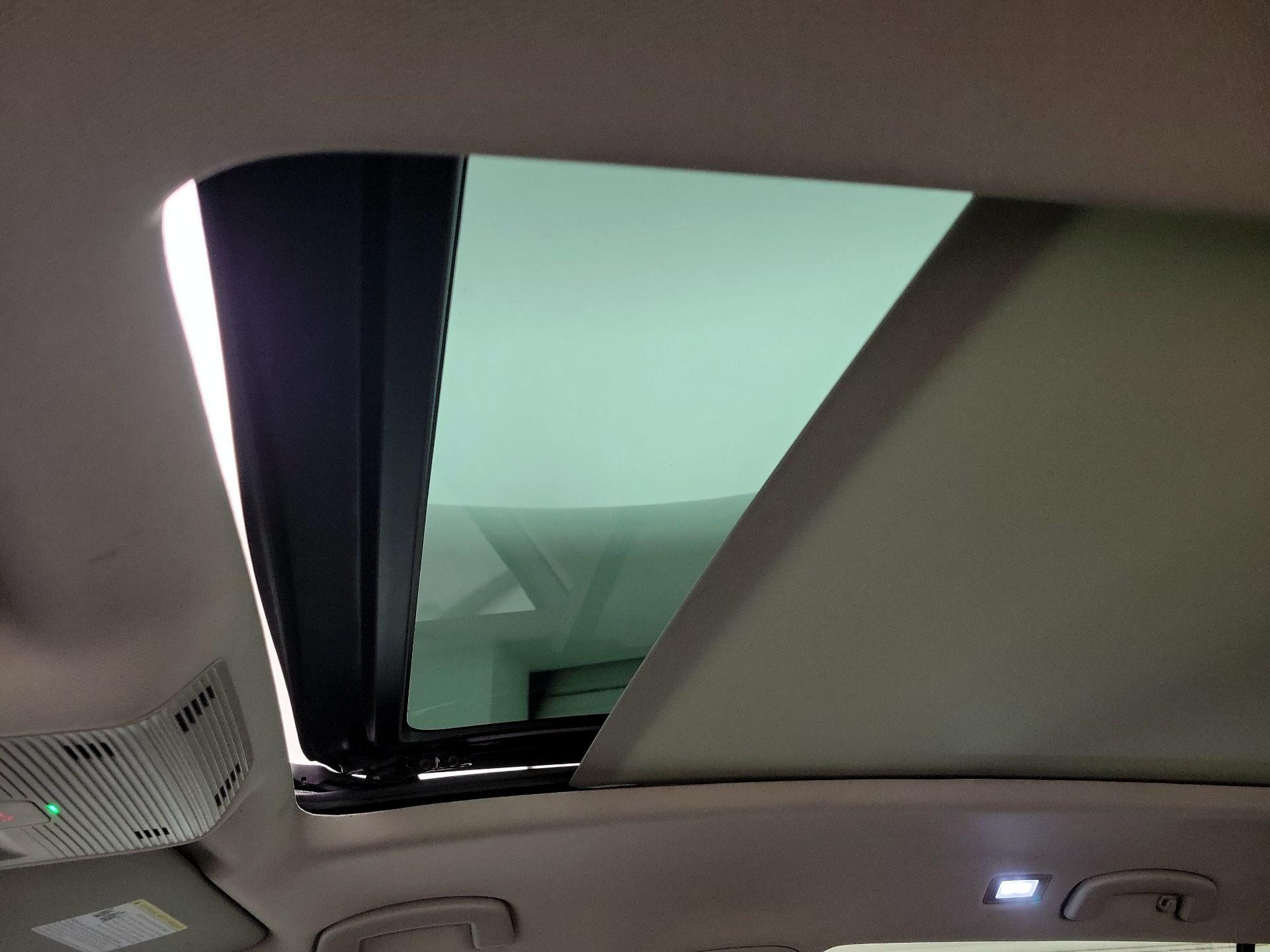 Thumbnail: 2024 Volkswagen Atlas - 19