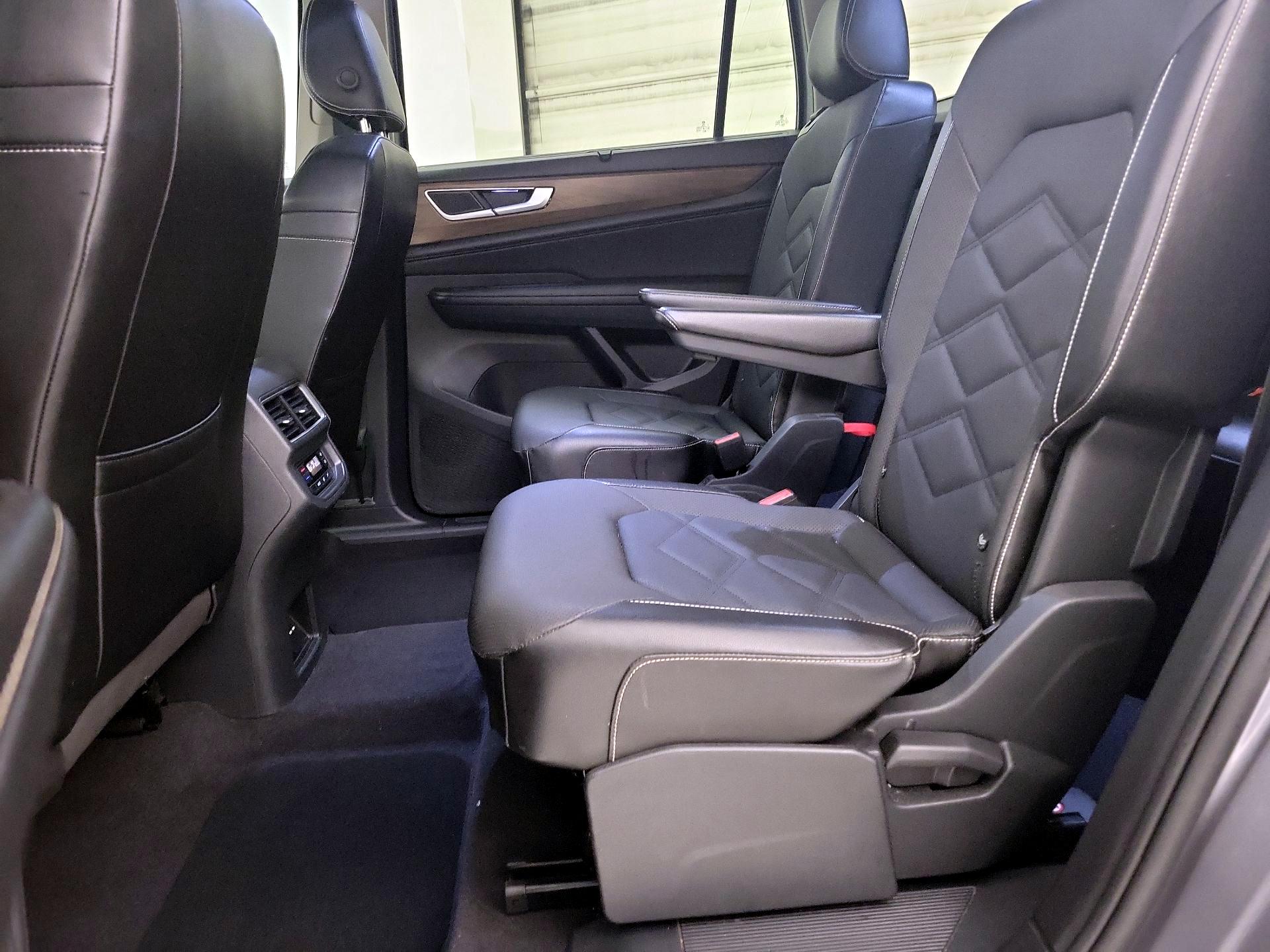 Thumbnail: 2024 Volkswagen Atlas - 20