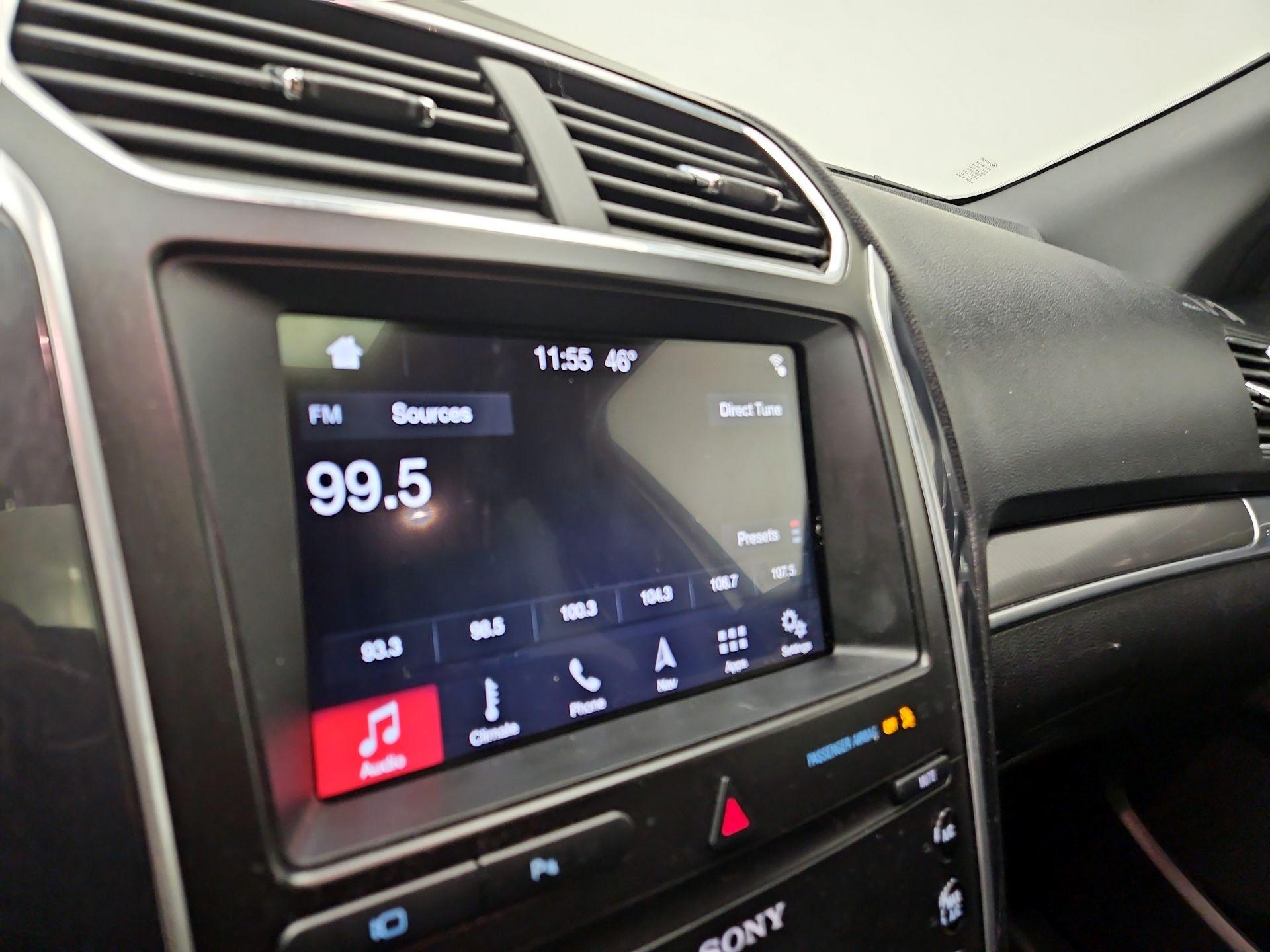 Thumbnail: 2019 Ford Explorer - 16