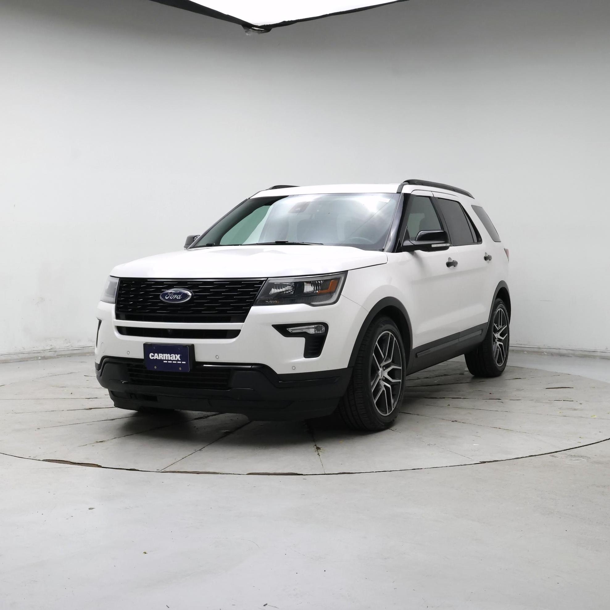 Thumbnail: 2019 Ford Explorer - 4