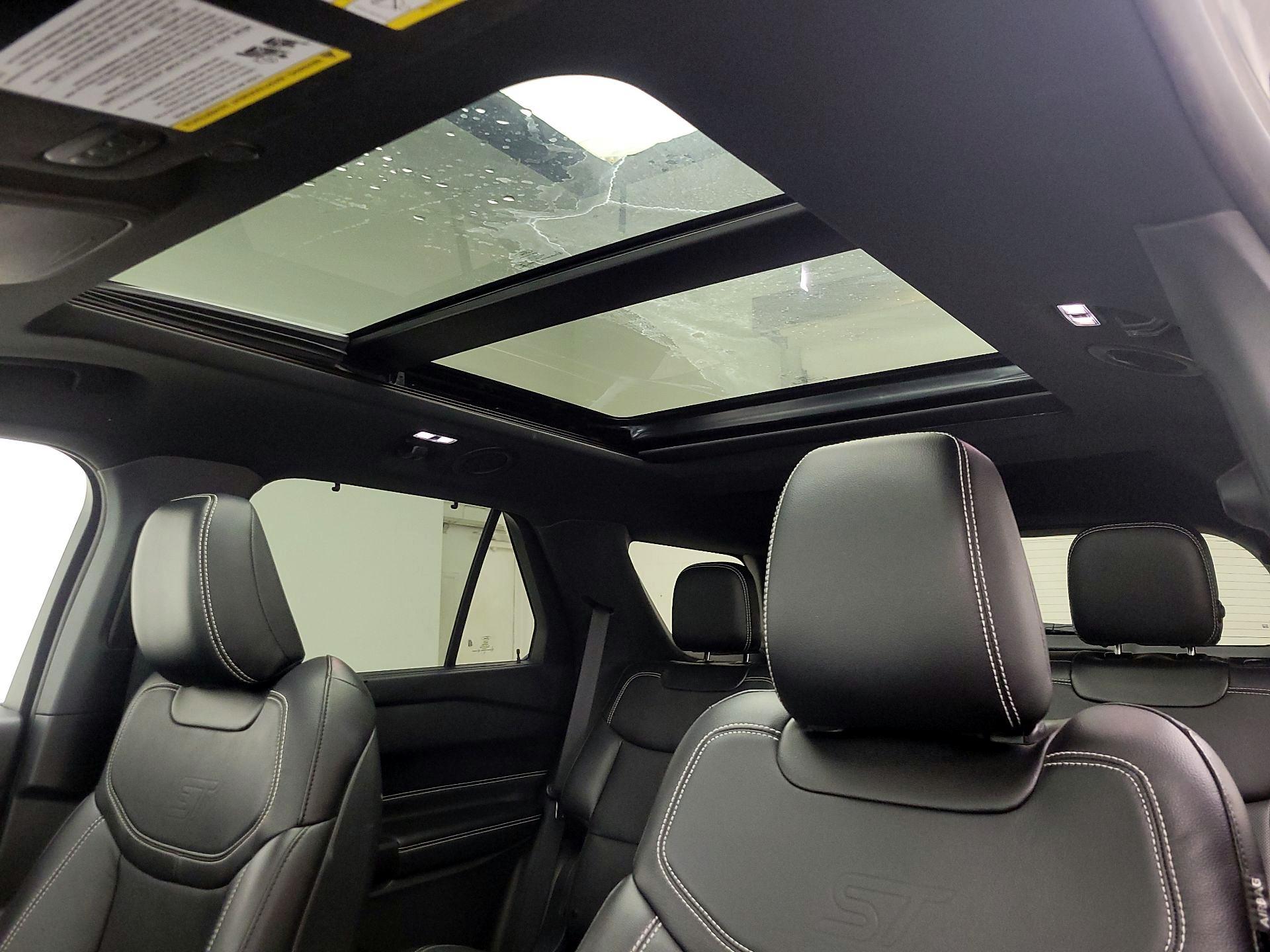 Thumbnail: 2020 Ford Explorer - 20