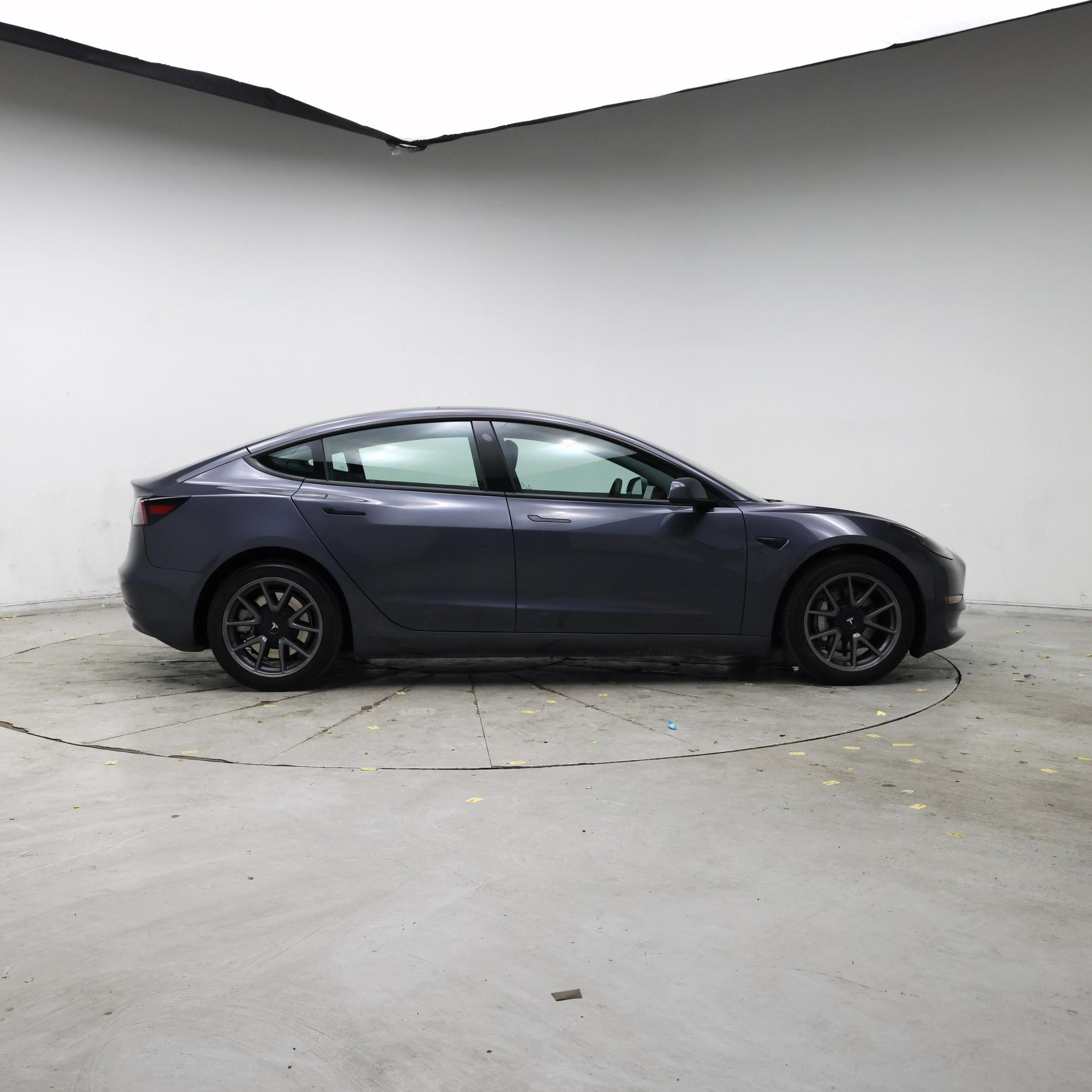 Thumbnail: 2023 Tesla Model 3 - 7