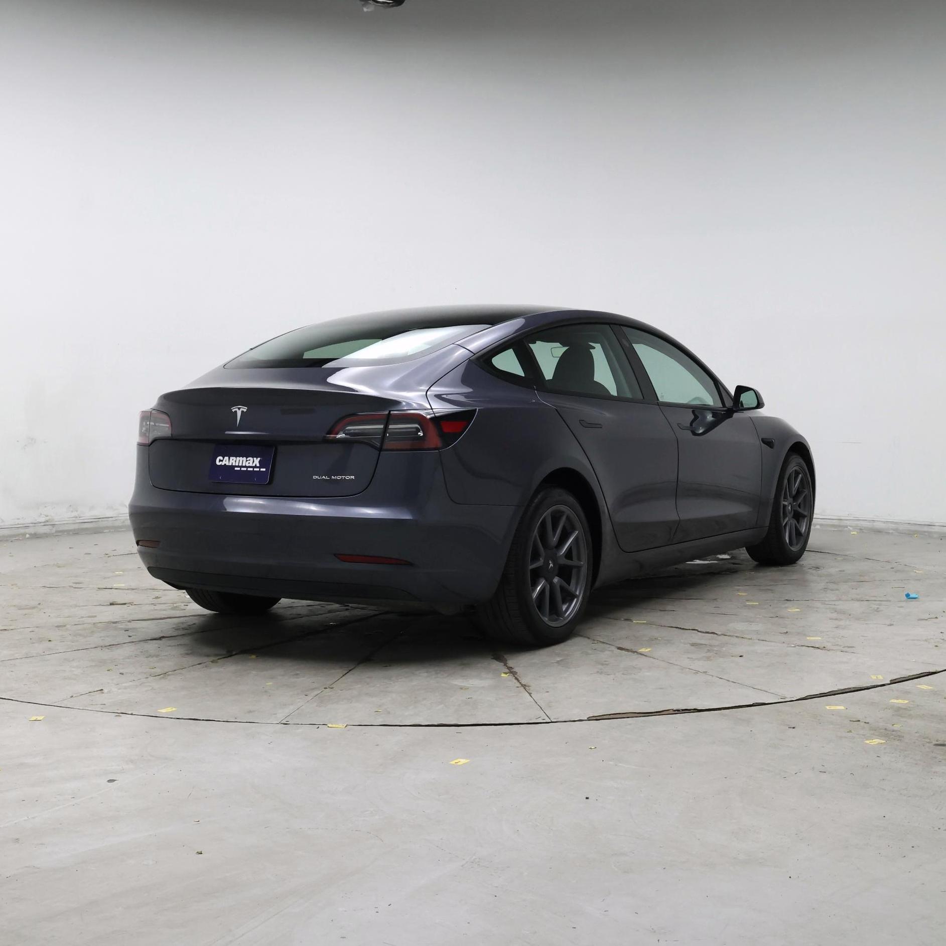 Thumbnail: 2023 Tesla Model 3 - 8