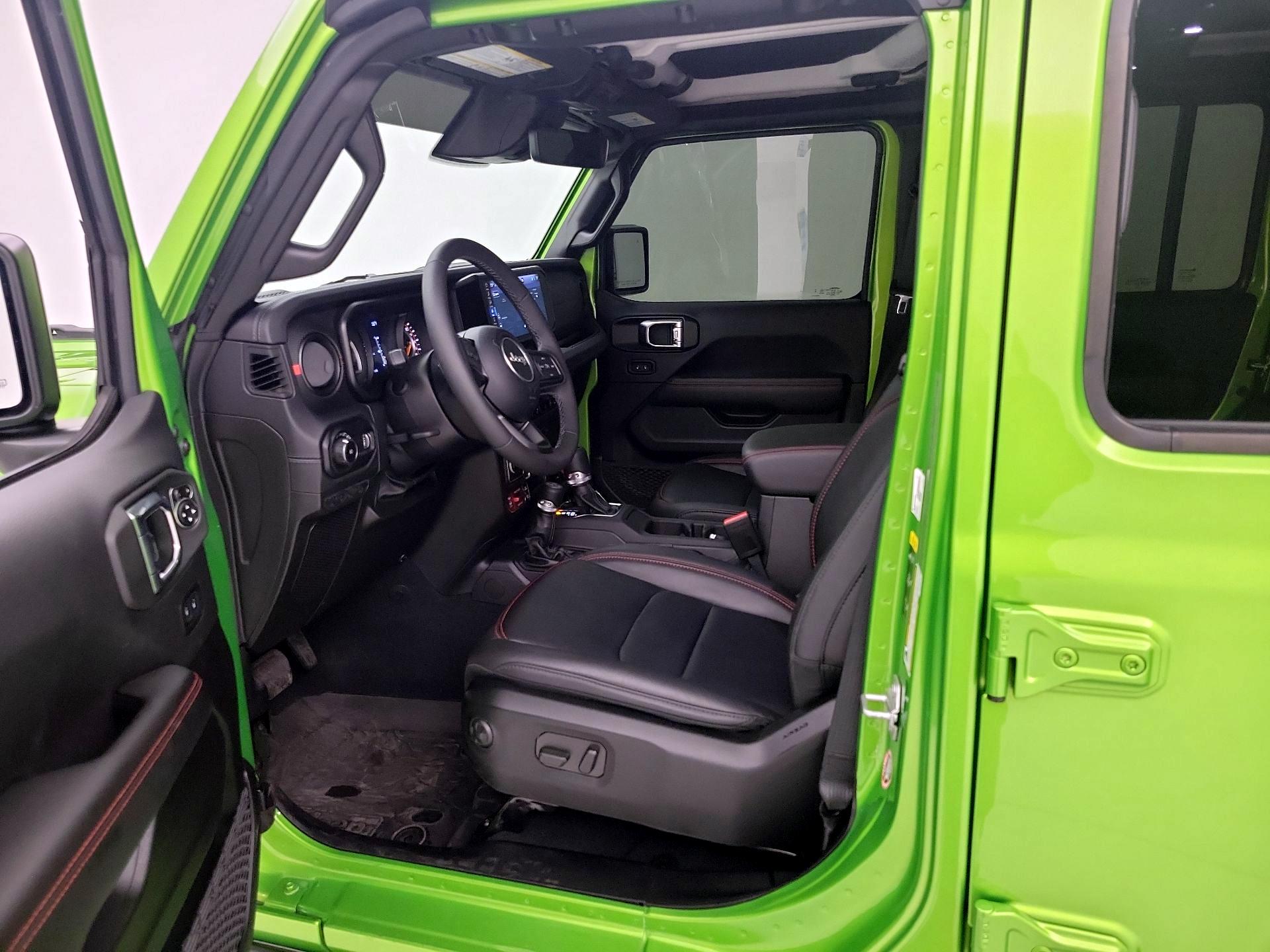 Thumbnail: 2025 Jeep Wrangler - 11