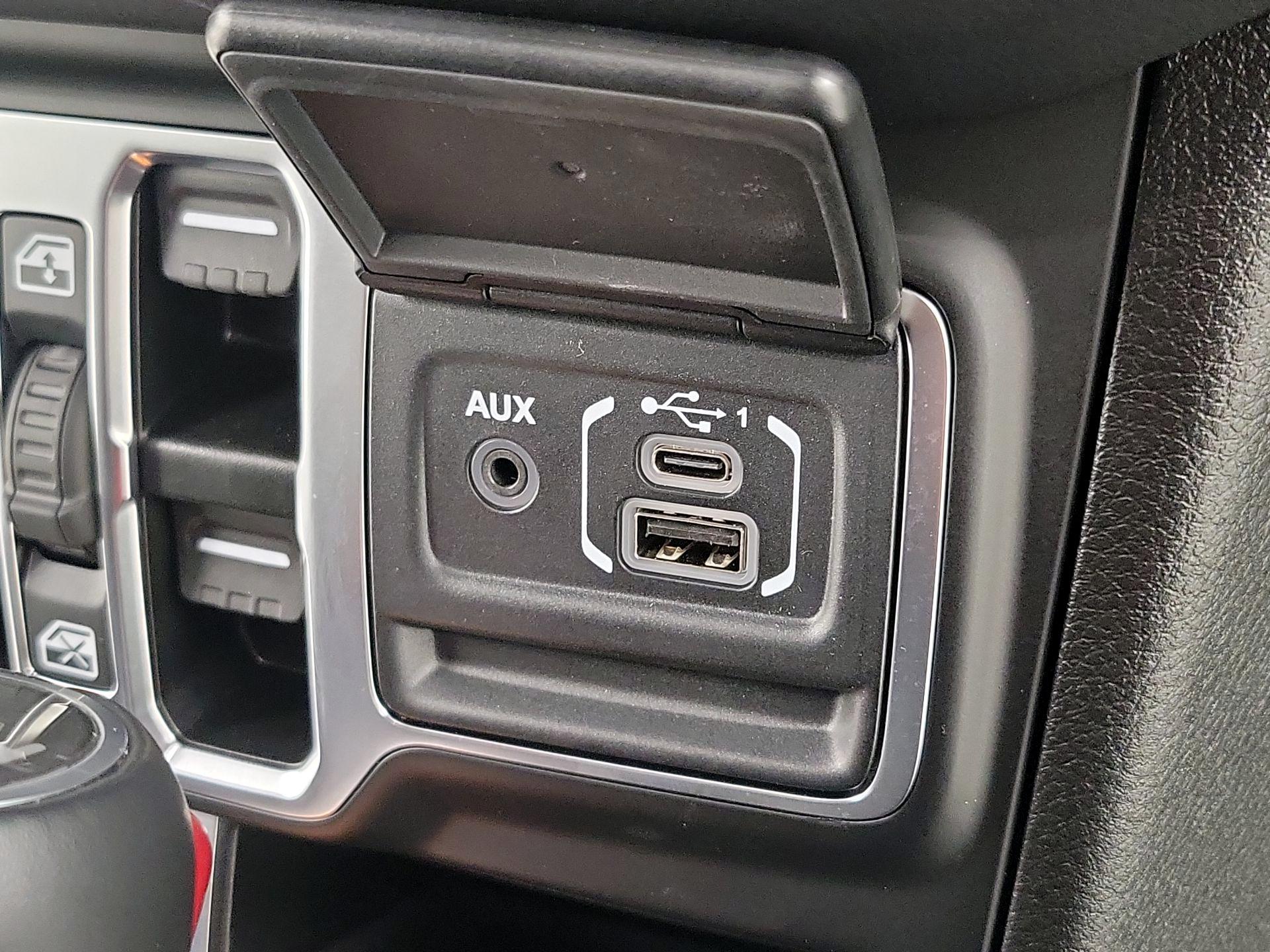 Thumbnail: 2025 Jeep Wrangler - 19