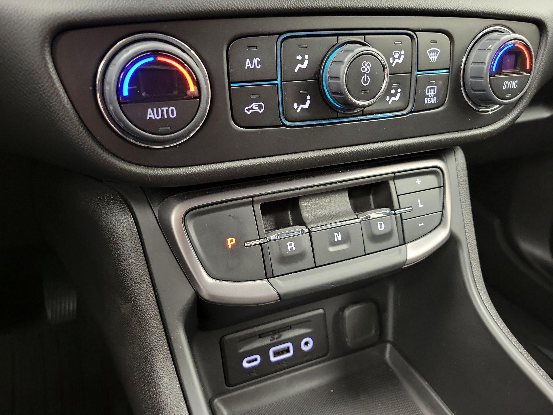 Thumbnail: 2024 GMC Terrain - 18