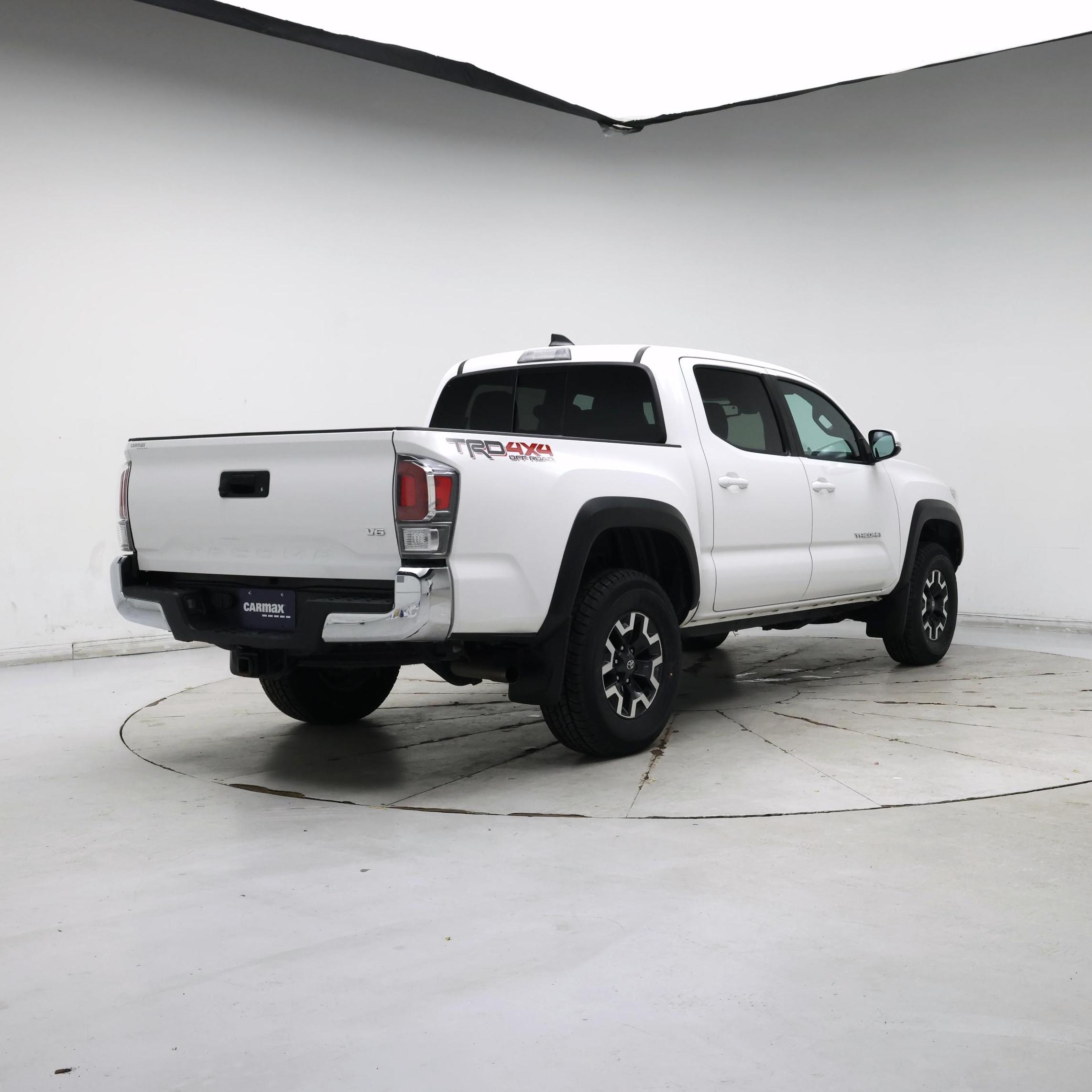 Thumbnail: 2022 Toyota Tacoma - 8