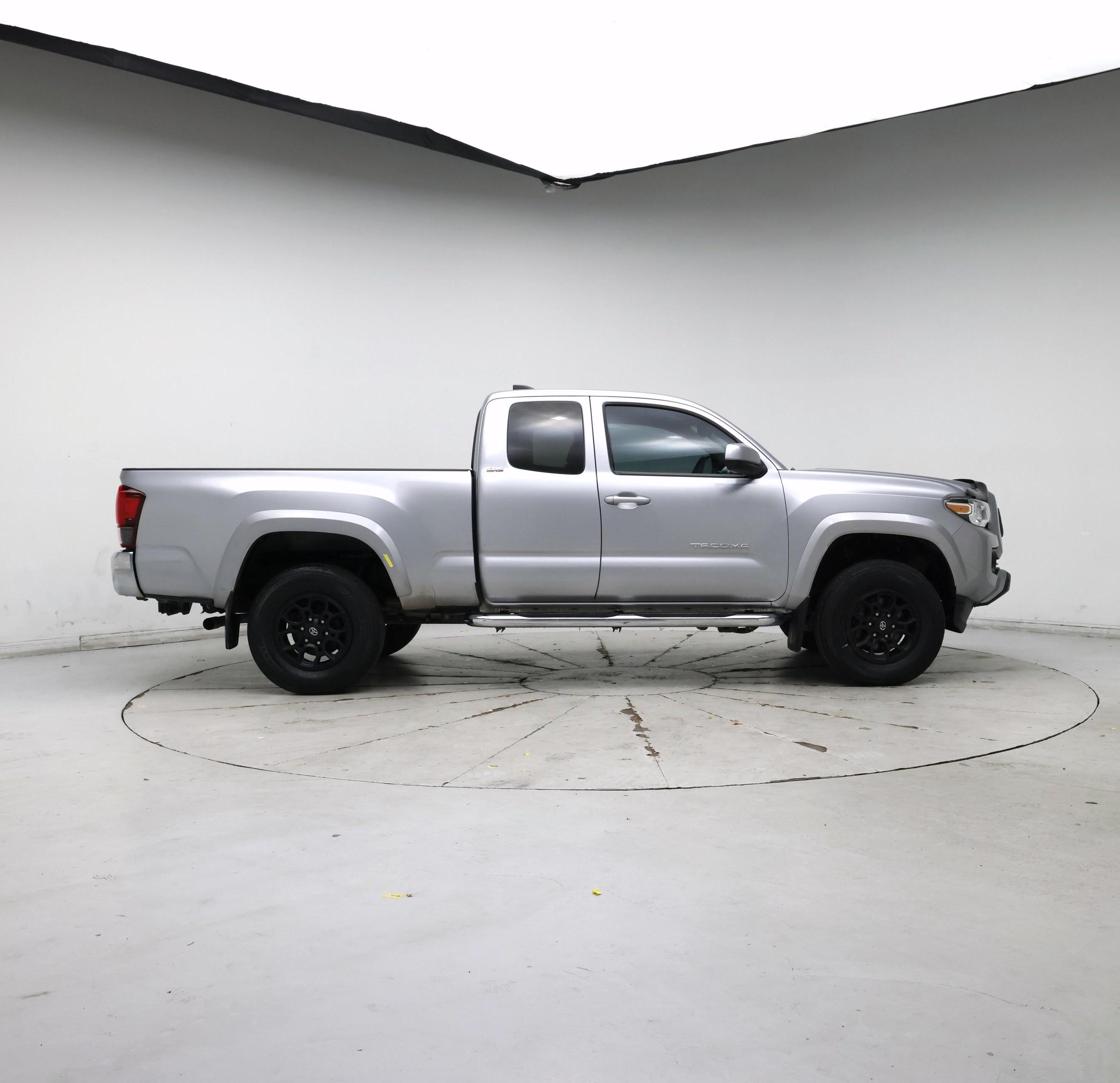 Thumbnail: 2021 Toyota Tacoma - 7