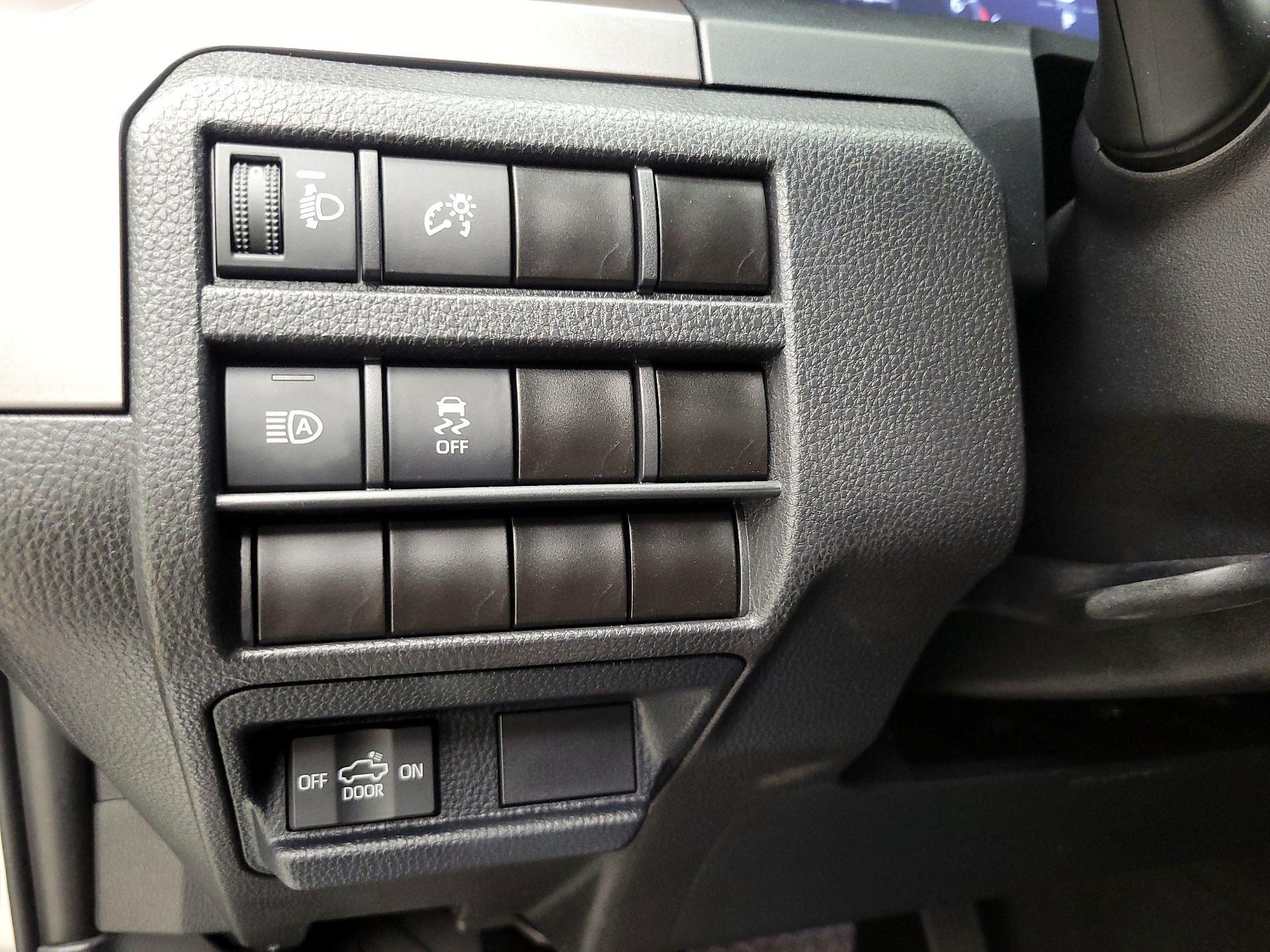 Thumbnail: 2024 Toyota Tacoma - 13