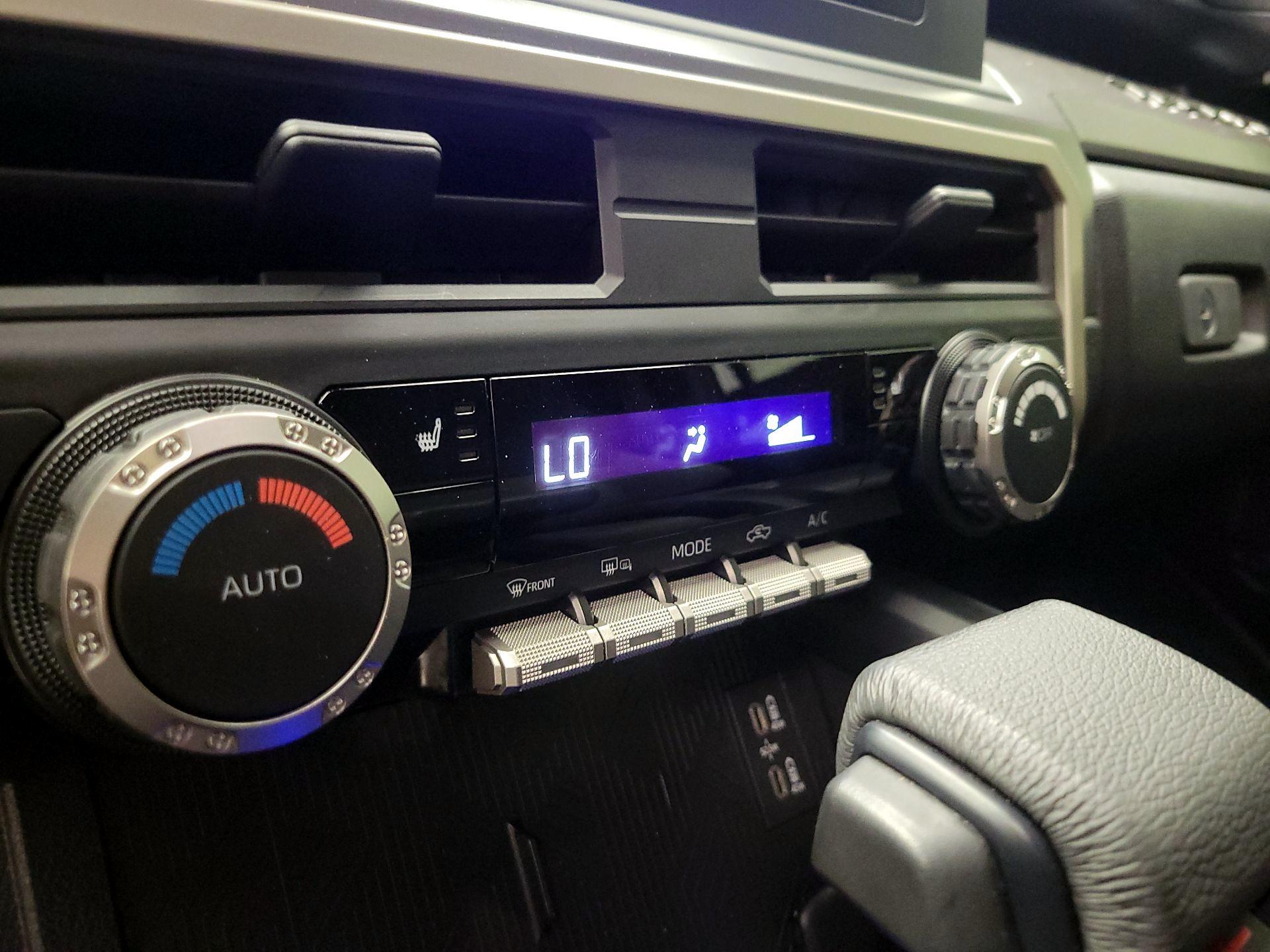 Thumbnail: 2024 Toyota Tacoma - 16