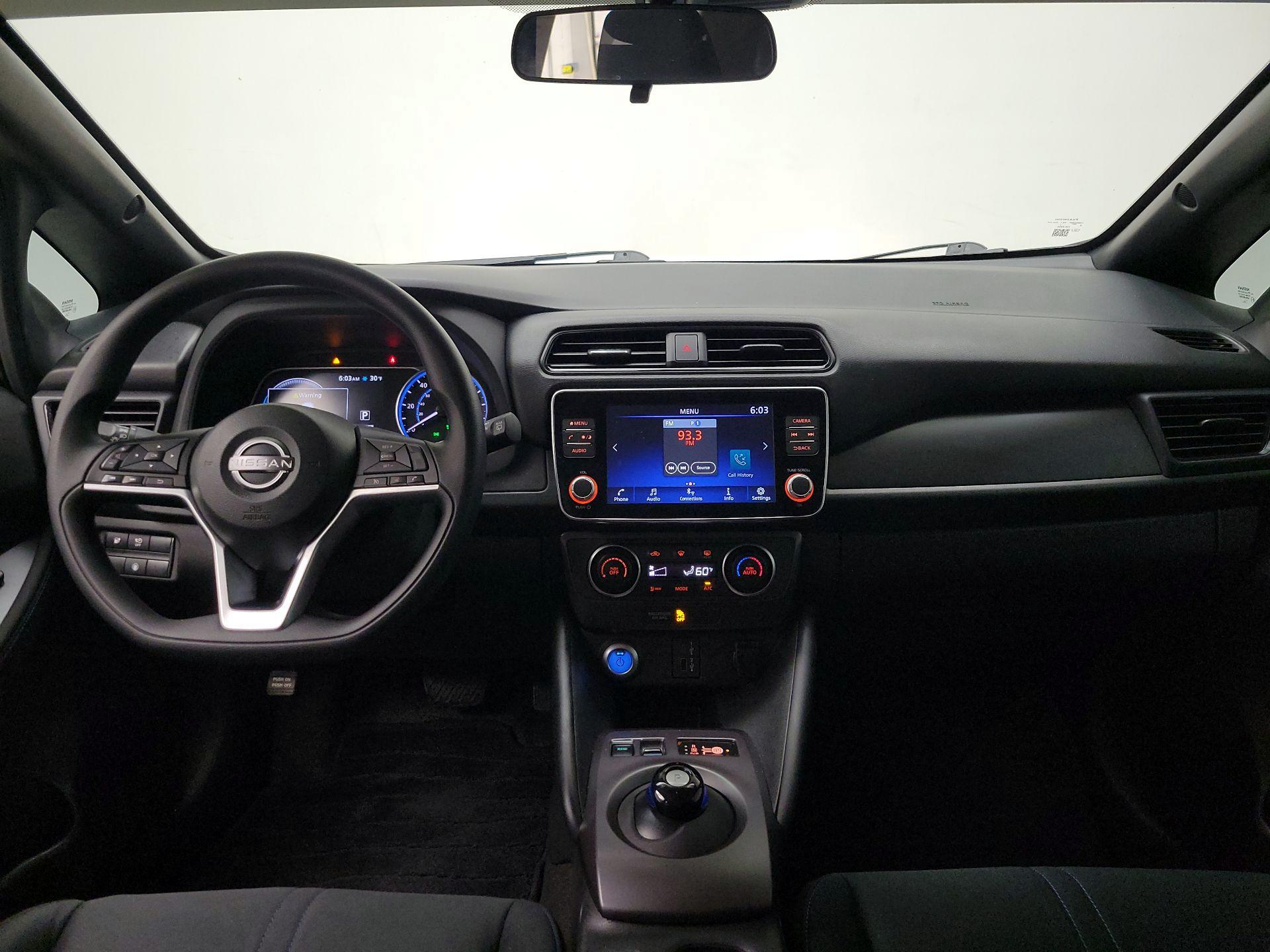 Thumbnail: 2025 Nissan Leaf - 9