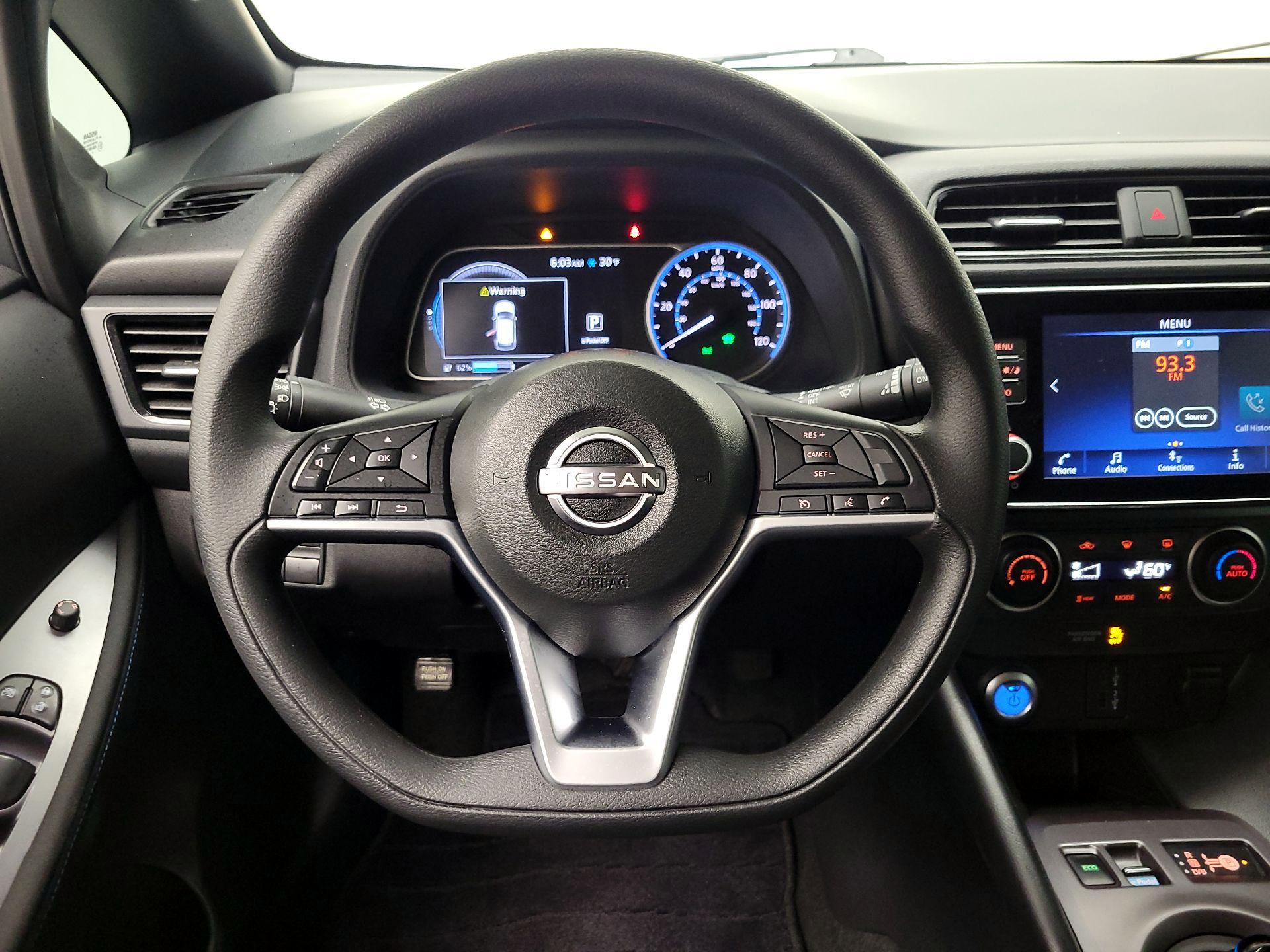 Thumbnail: 2025 Nissan Leaf - 10