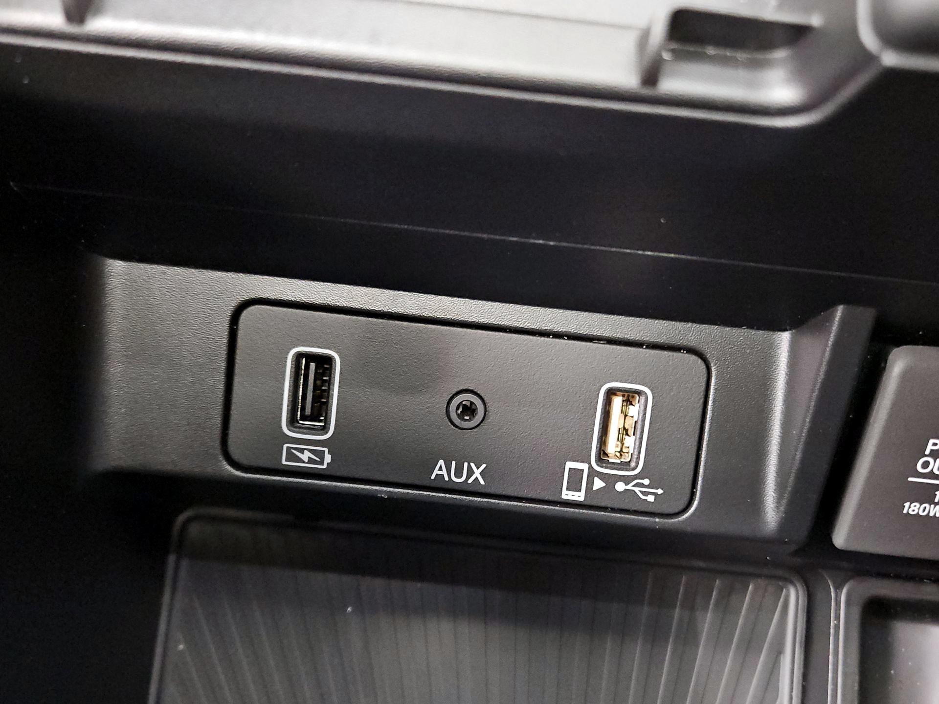 Thumbnail: 2023 Acura TLX - 19