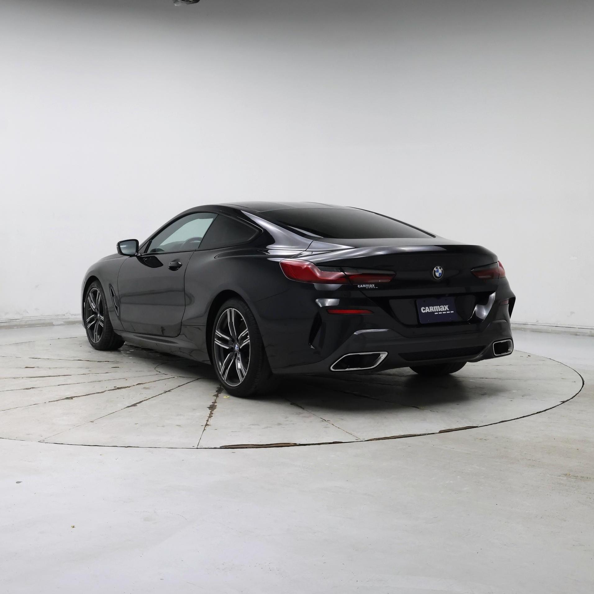 Thumbnail: 2023 BMW 8 Series - 2
