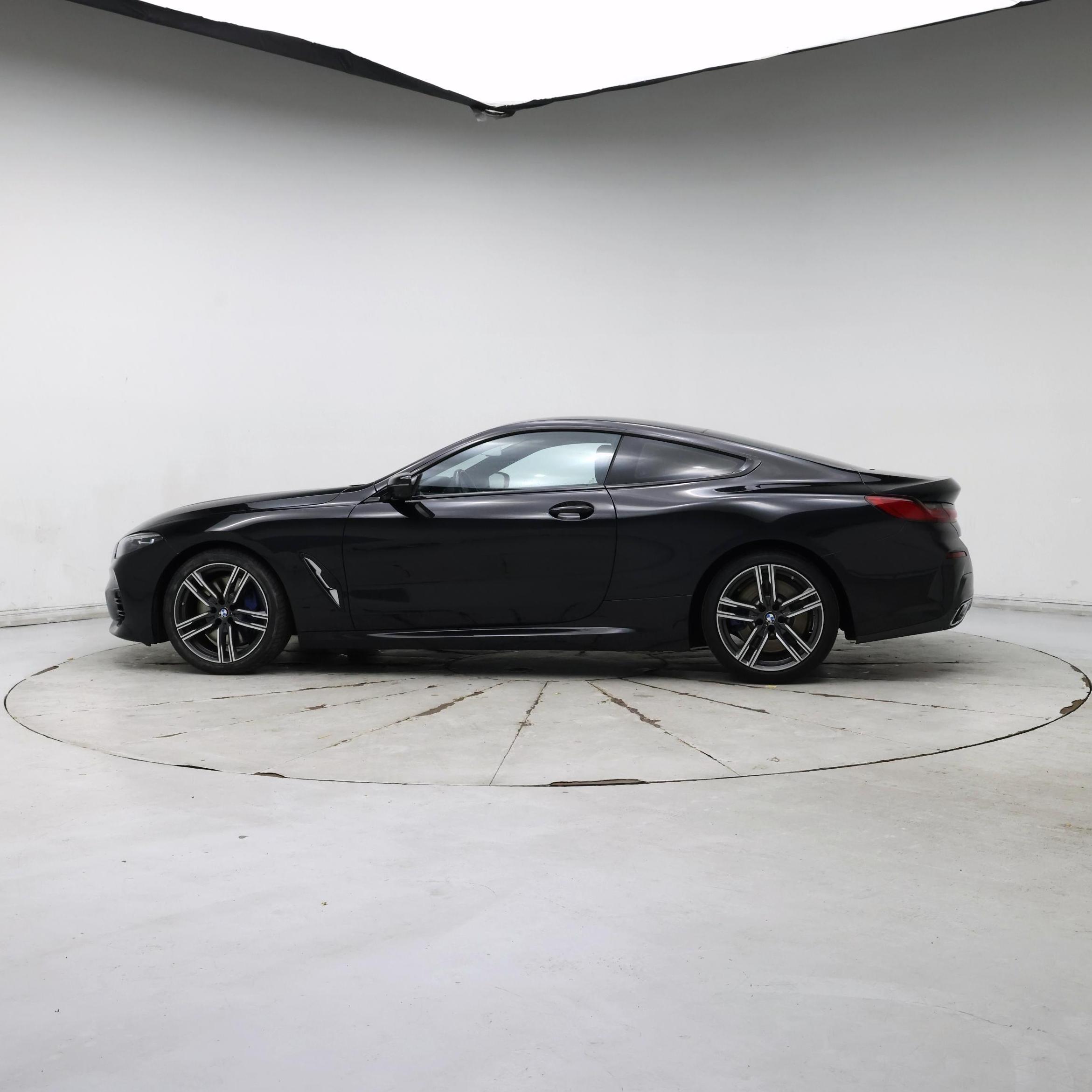 Thumbnail: 2023 BMW 8 Series - 3