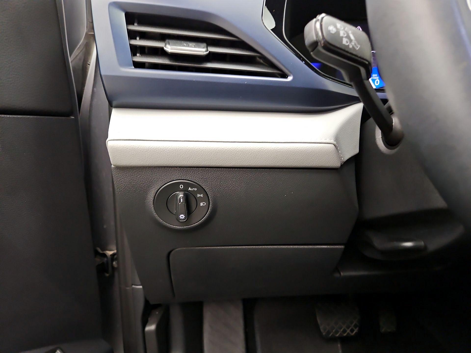 Thumbnail: 2024 Volkswagen Taos - 13