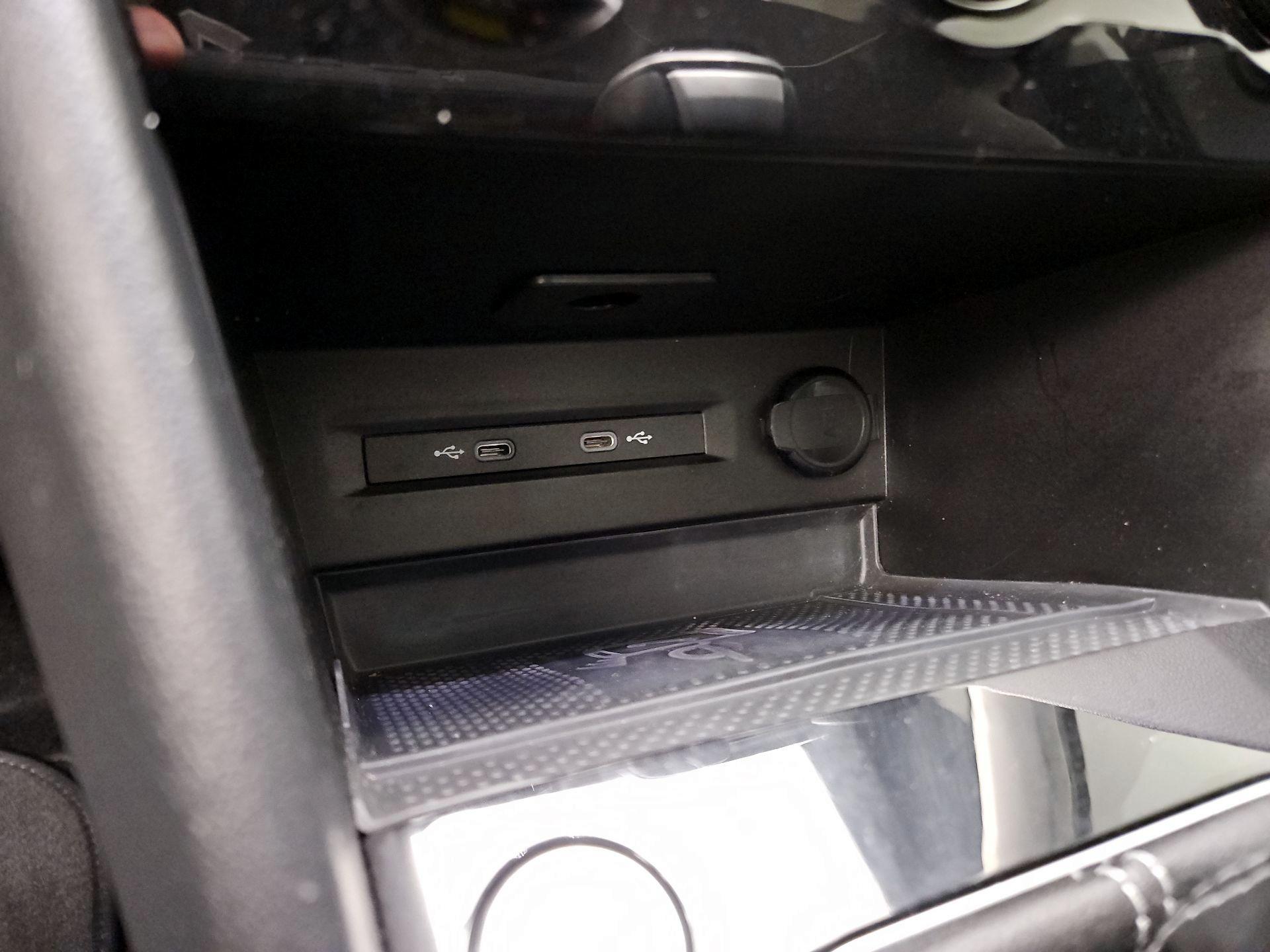 Thumbnail: 2024 Volkswagen Taos - 18