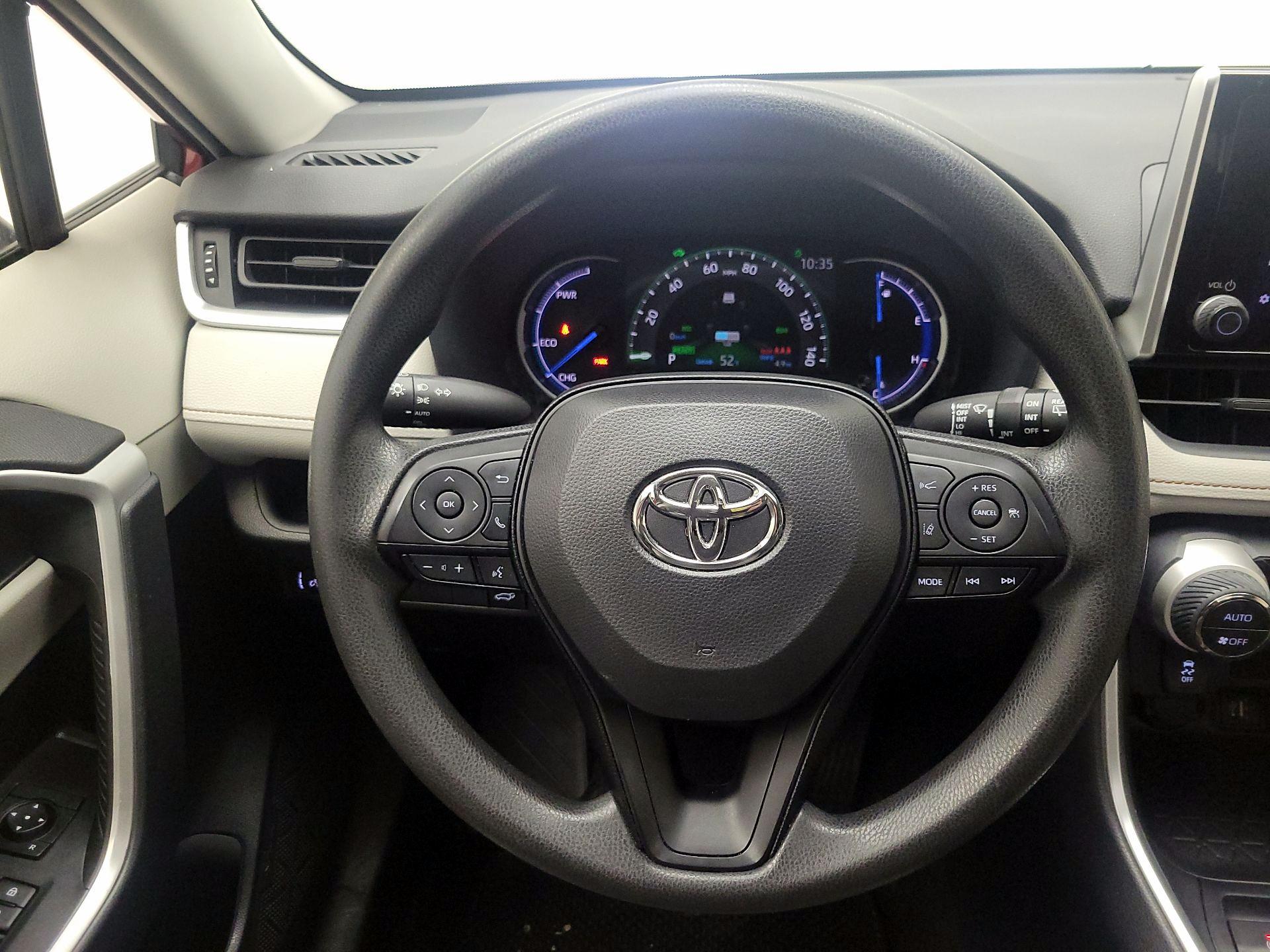 Thumbnail: 2024 Toyota RAV4 - 10