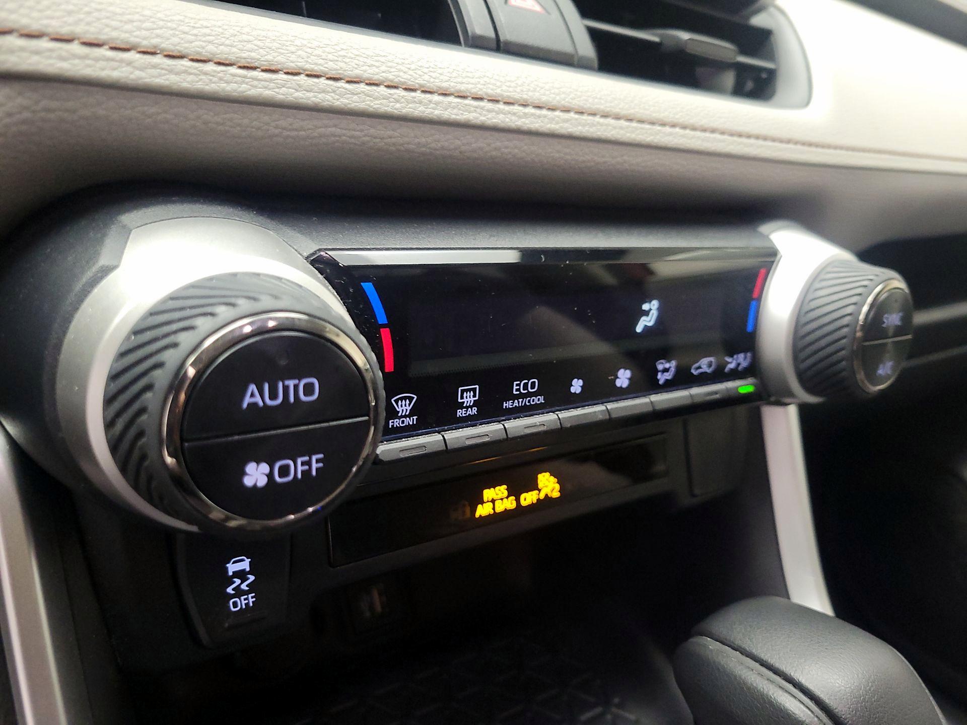 Thumbnail: 2024 Toyota RAV4 - 17